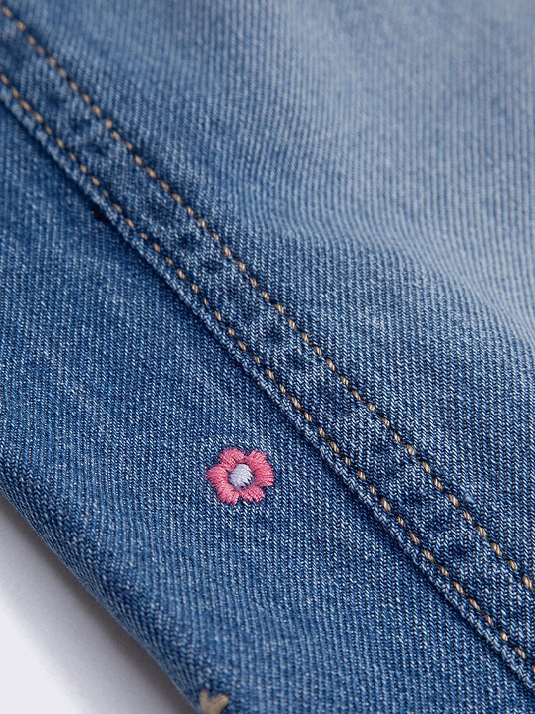 Hopscotch Girls Blue Cotton Relaxed Fit Mid-Rise Jeans-picture-21