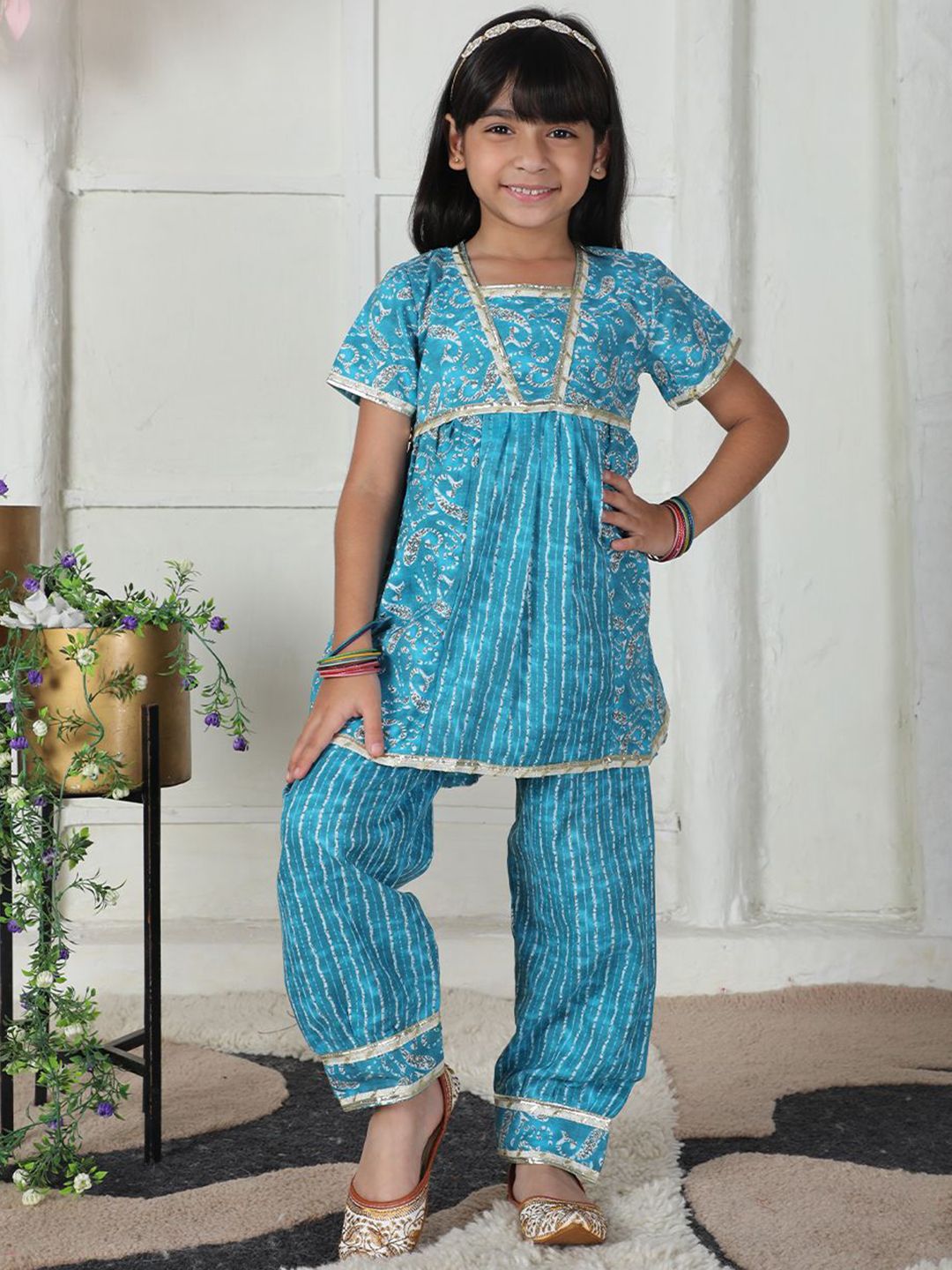 Cutiekins Girls Paisley Printed Regular Gotta Patti Kurta with Palazzos & Dupatta-image-35