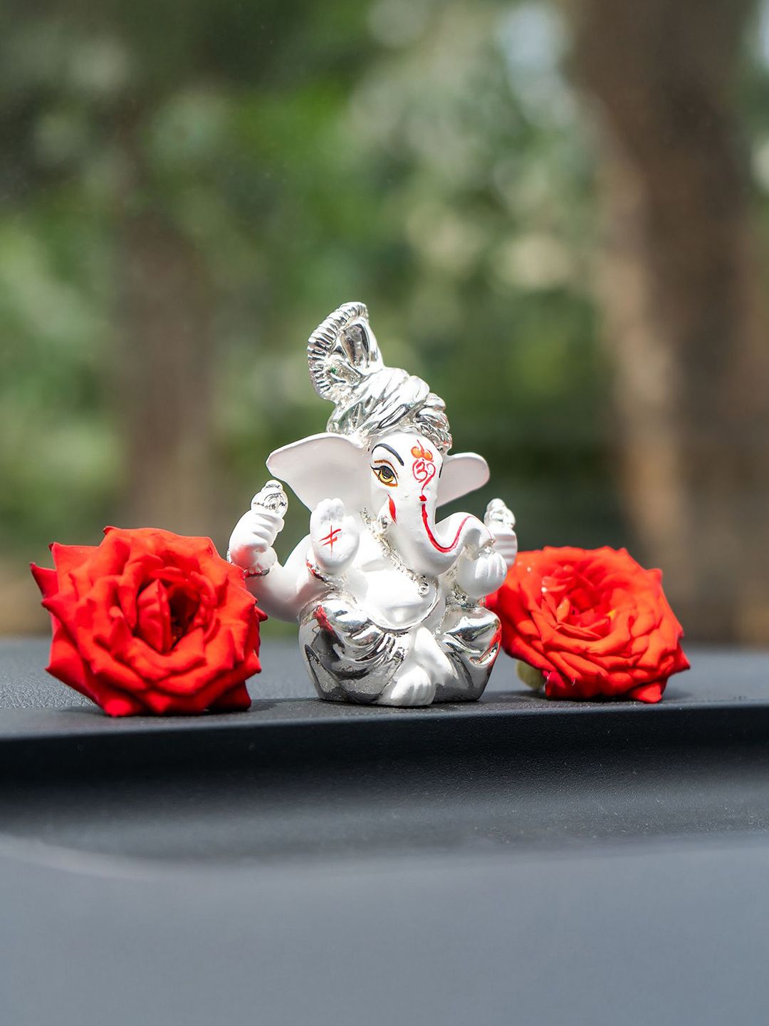 Ekhasa White & Red Lord Ganesh Religious Idol Showpiece-picture-22