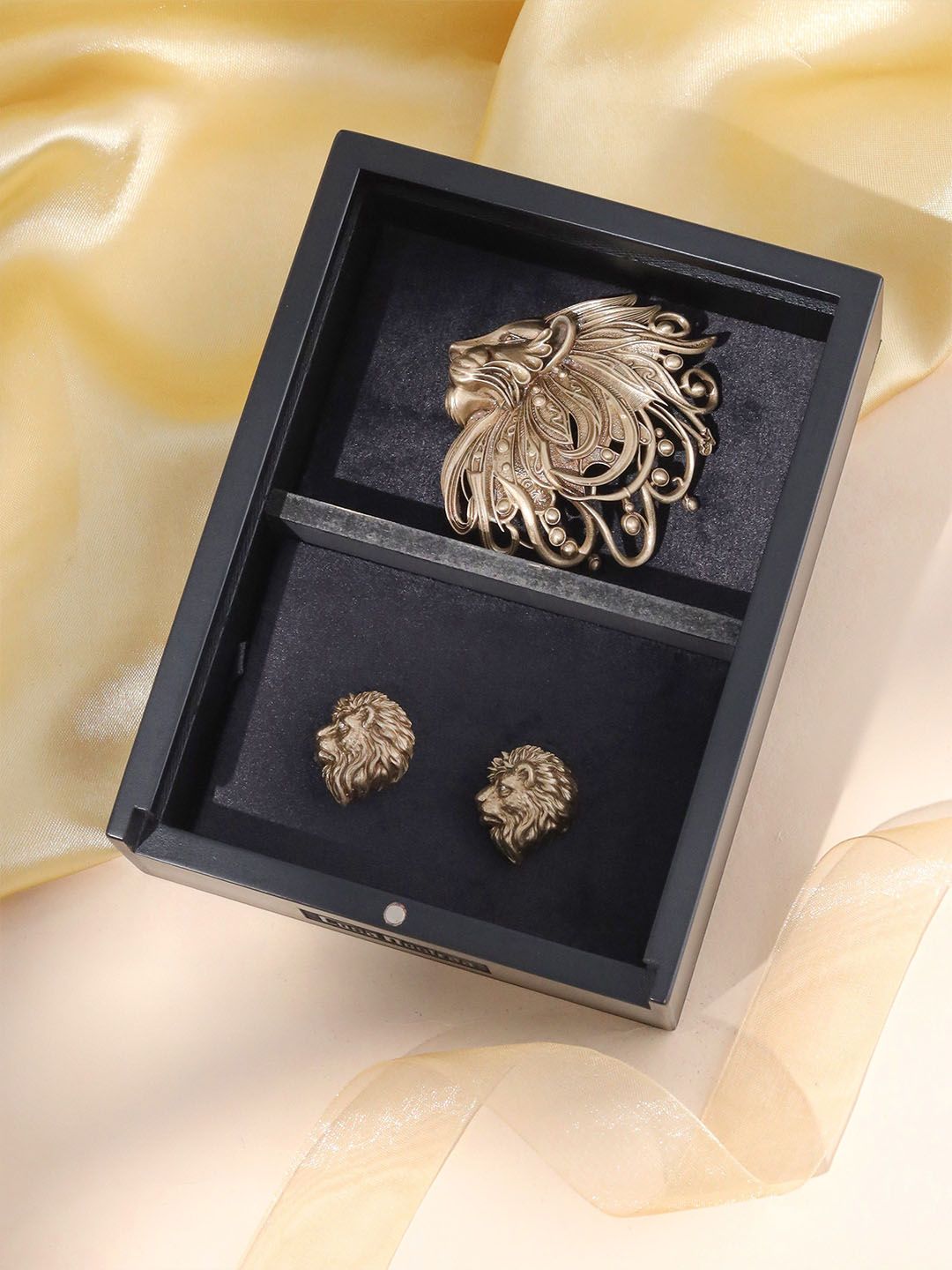 COSA NOSTRAA Unisex Lionheart Legacy Gift Ensemble-picture-17