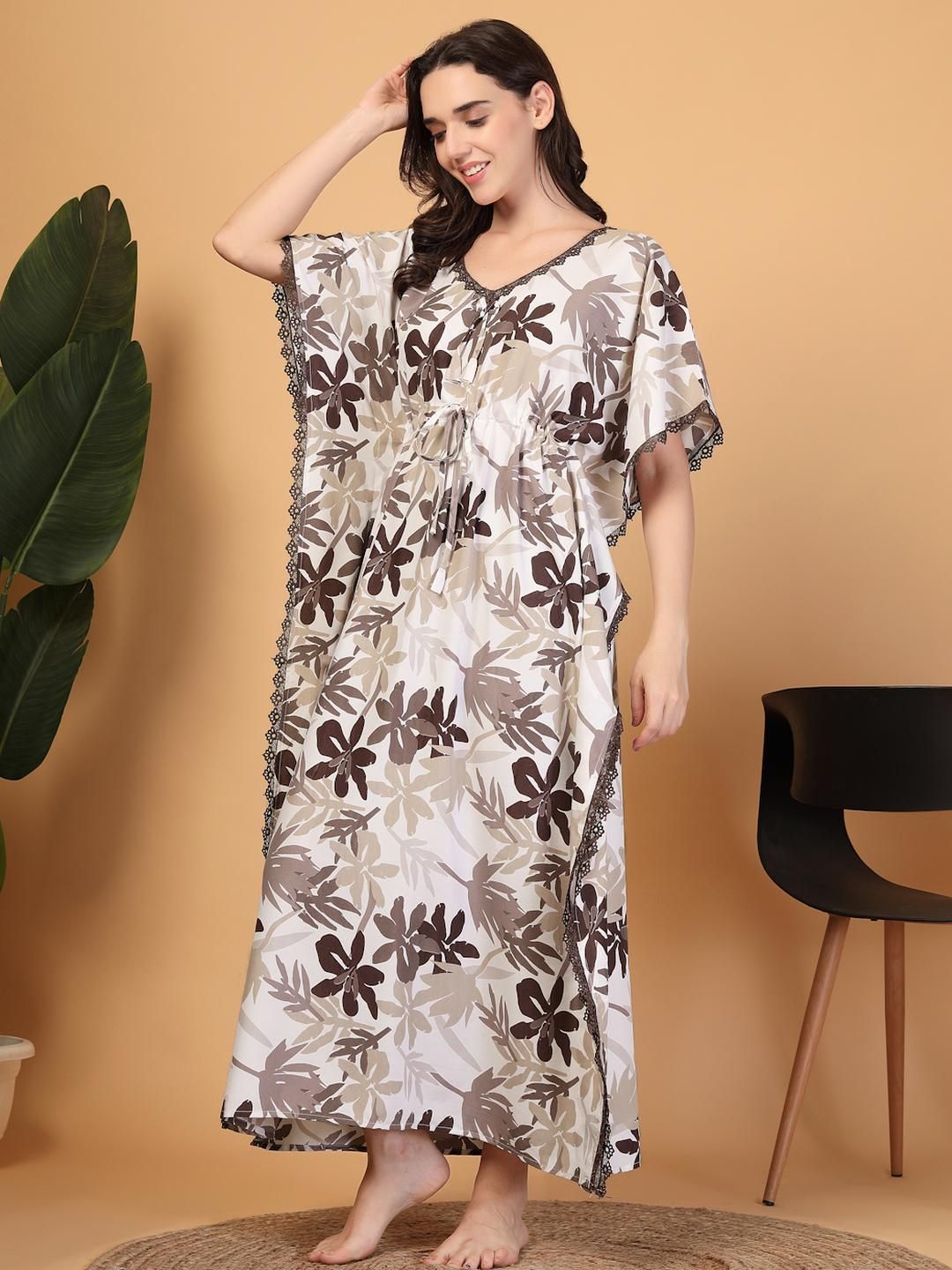 KLOTTHE Women Printed Maxi Nightdress-picture-10