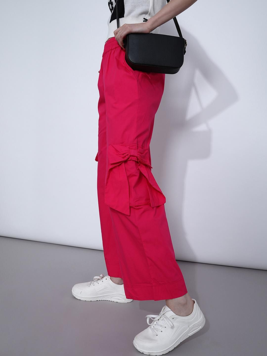 LIMEROAD Women Pink Solid Poplin Causal Trousers-picture-15