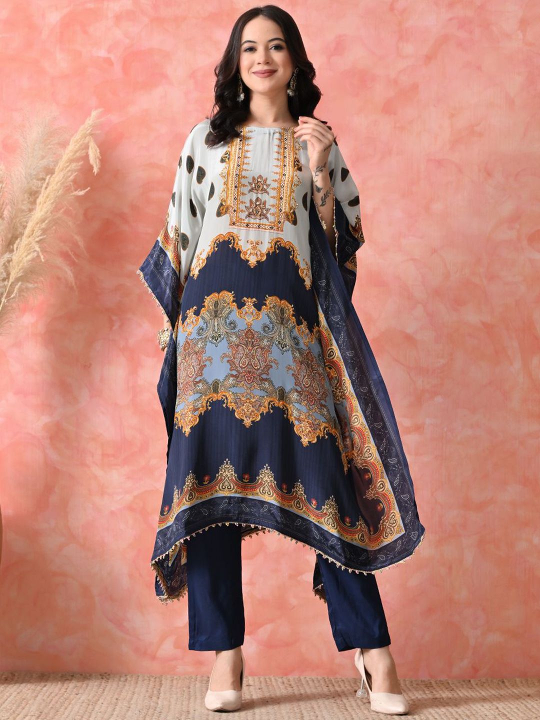 HARIKS Printed Boat Neck Kurta With Trousers