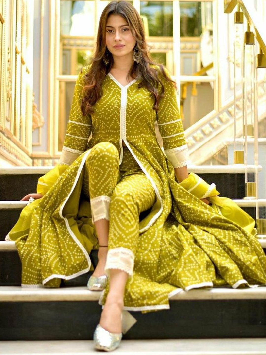 LADY SHOPI Women Bandhani Printed Anarkali Kurta with Trousers & Dupatta