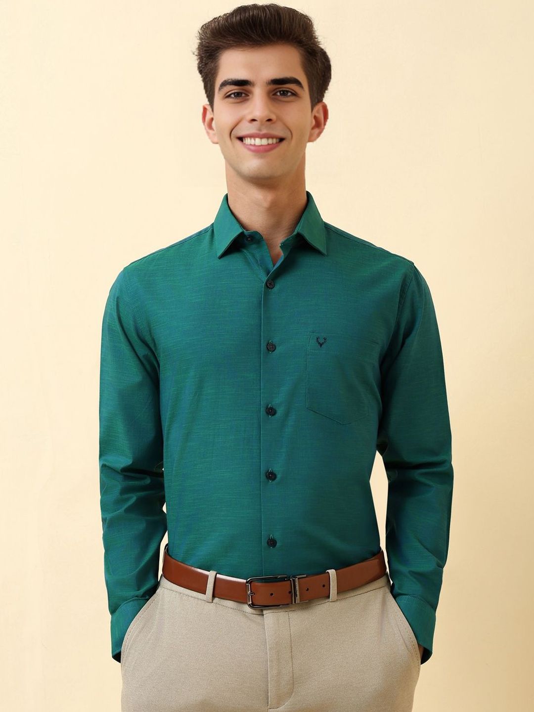 Allen Solly Men Slim Fit Solid Spread Collar Pure Cotton Formal Shirt-picture-42