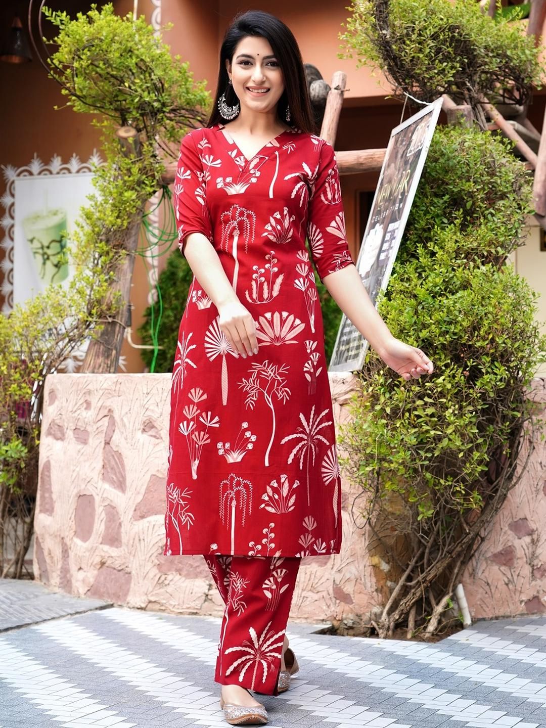 Dhibha Women Maroon Cotton Blend  Clothing Set