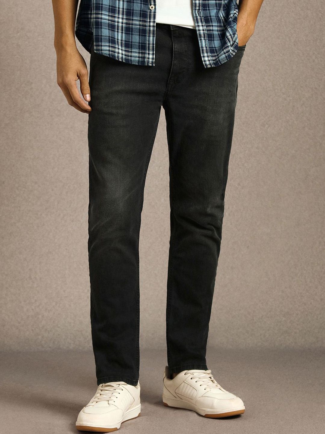 Louis Philippe Jeans Men Slim Smart Fit Mid-Rise Light Fade Jeans-picture-25