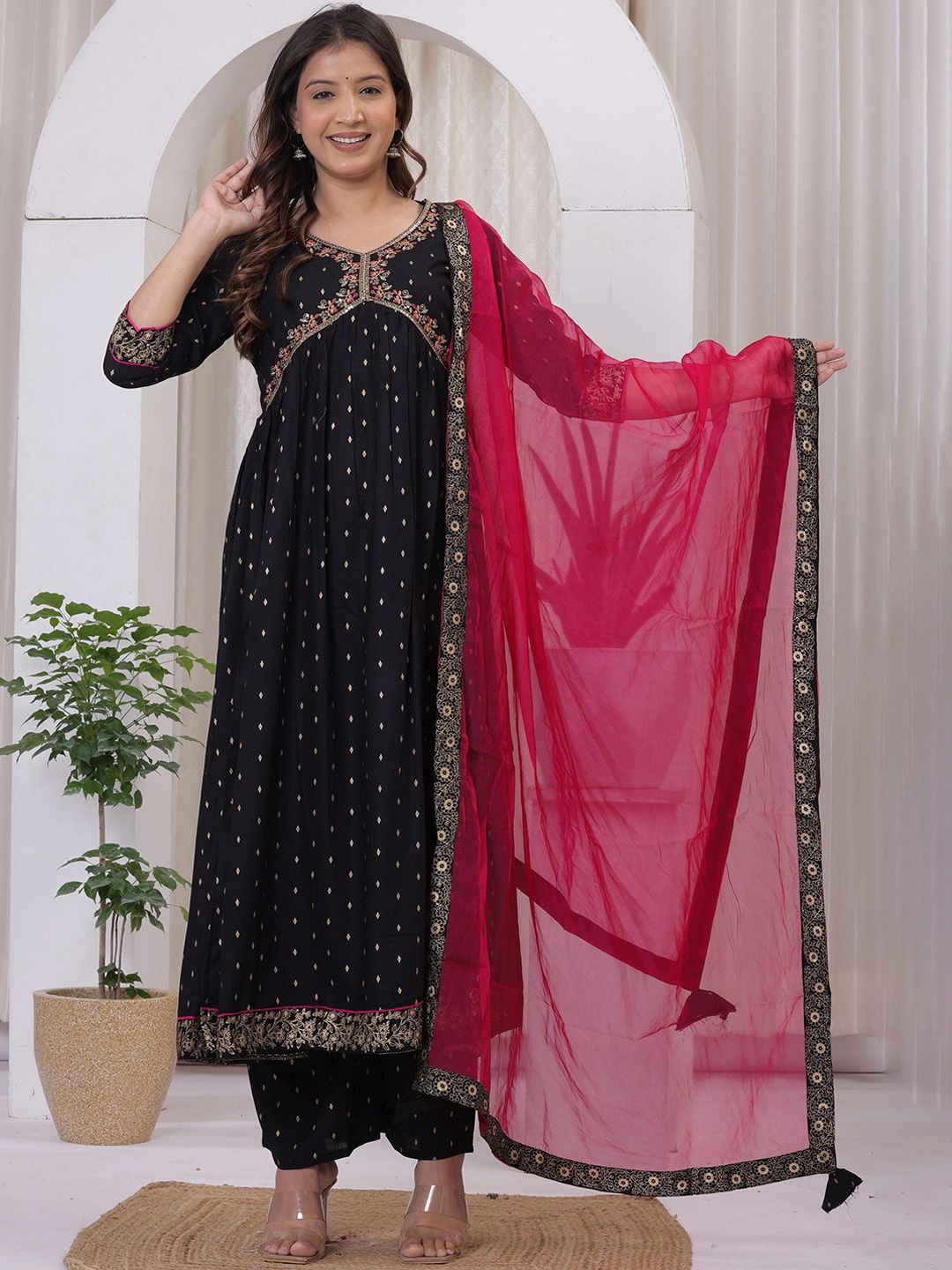 Elegant fashion Women Embroidered Regular Thread Work Kurta with Trousers & Dupatta