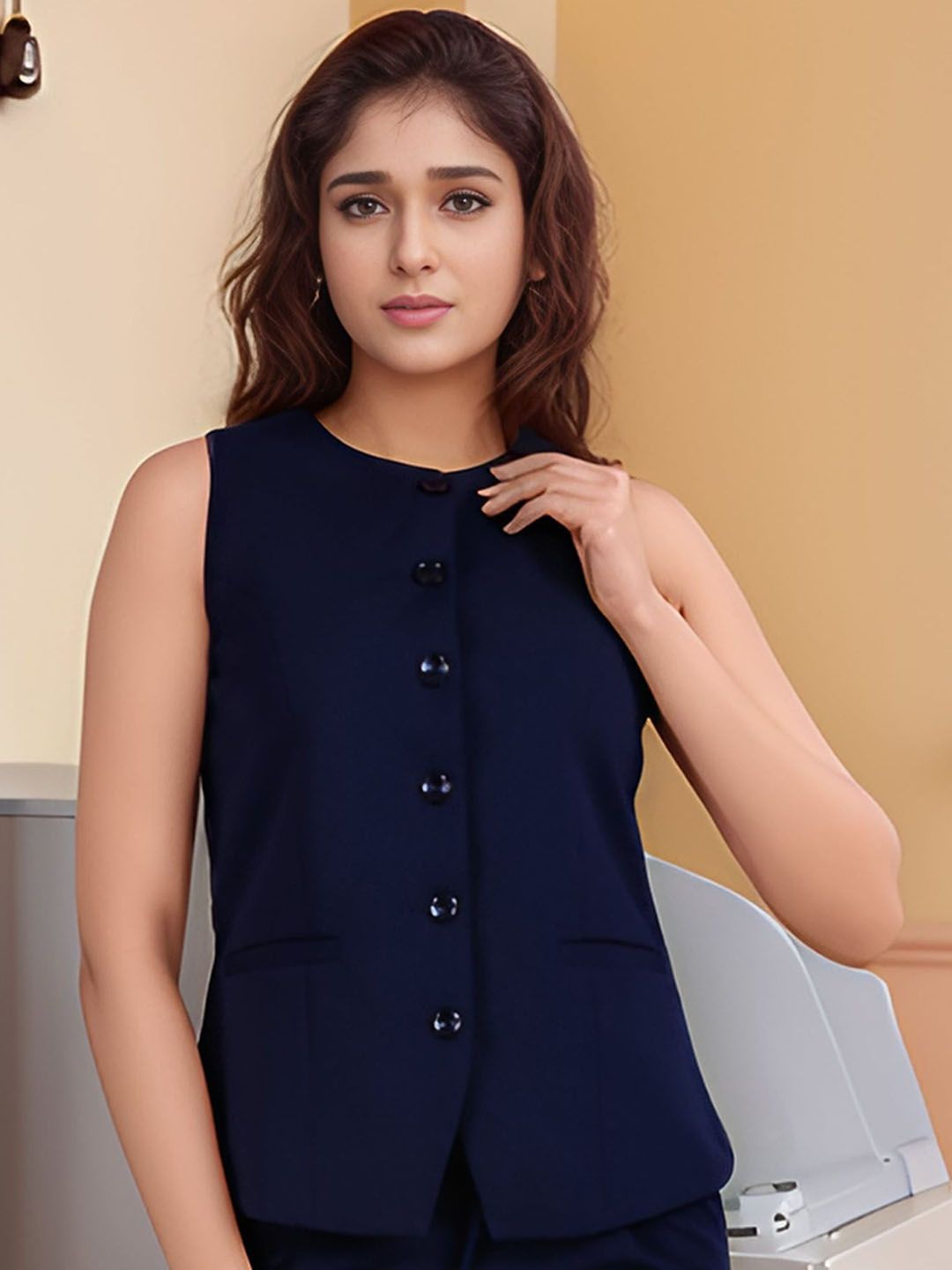Rocksy Slim-Fit Round Neck Waistcoat-picture-27