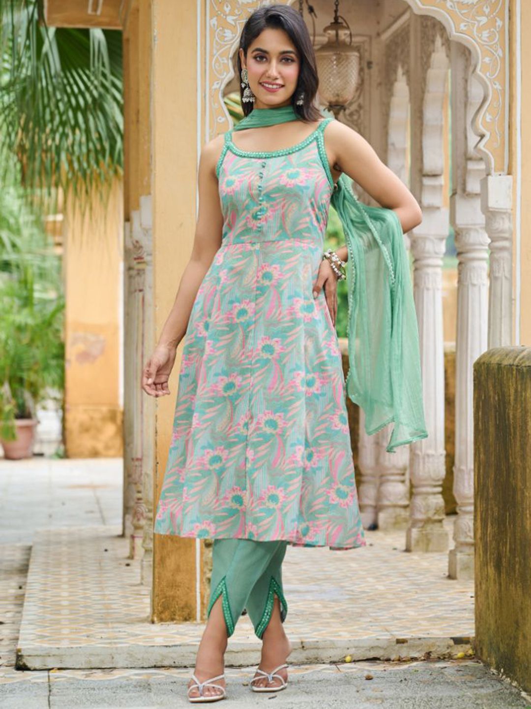 DISHWA FASHION Women Floral Printed Pure Cotton Kurta with Dhoti Pants & Dupatta
