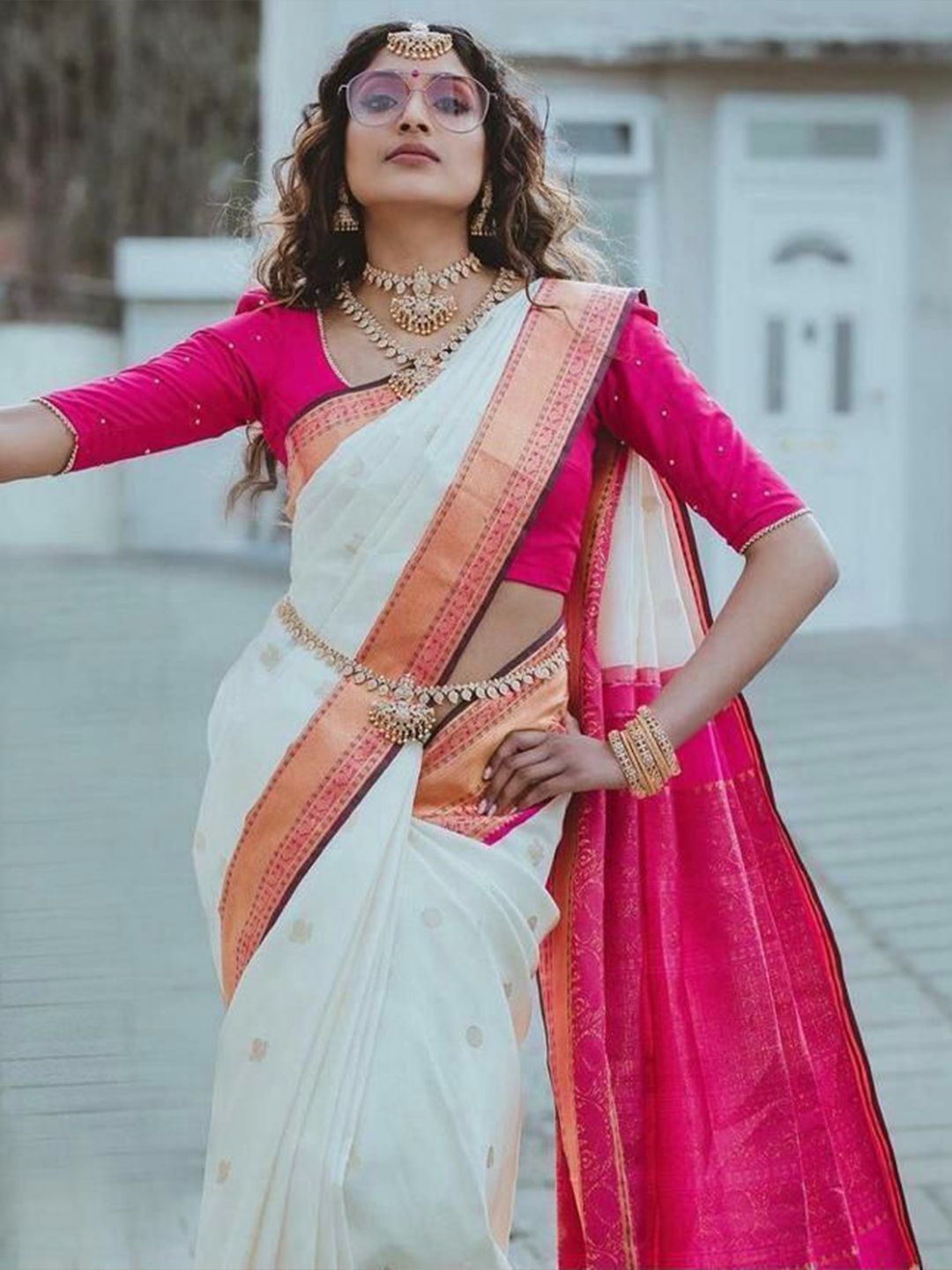 VILLE FASHION Woven Design Zari Saree-picture-39