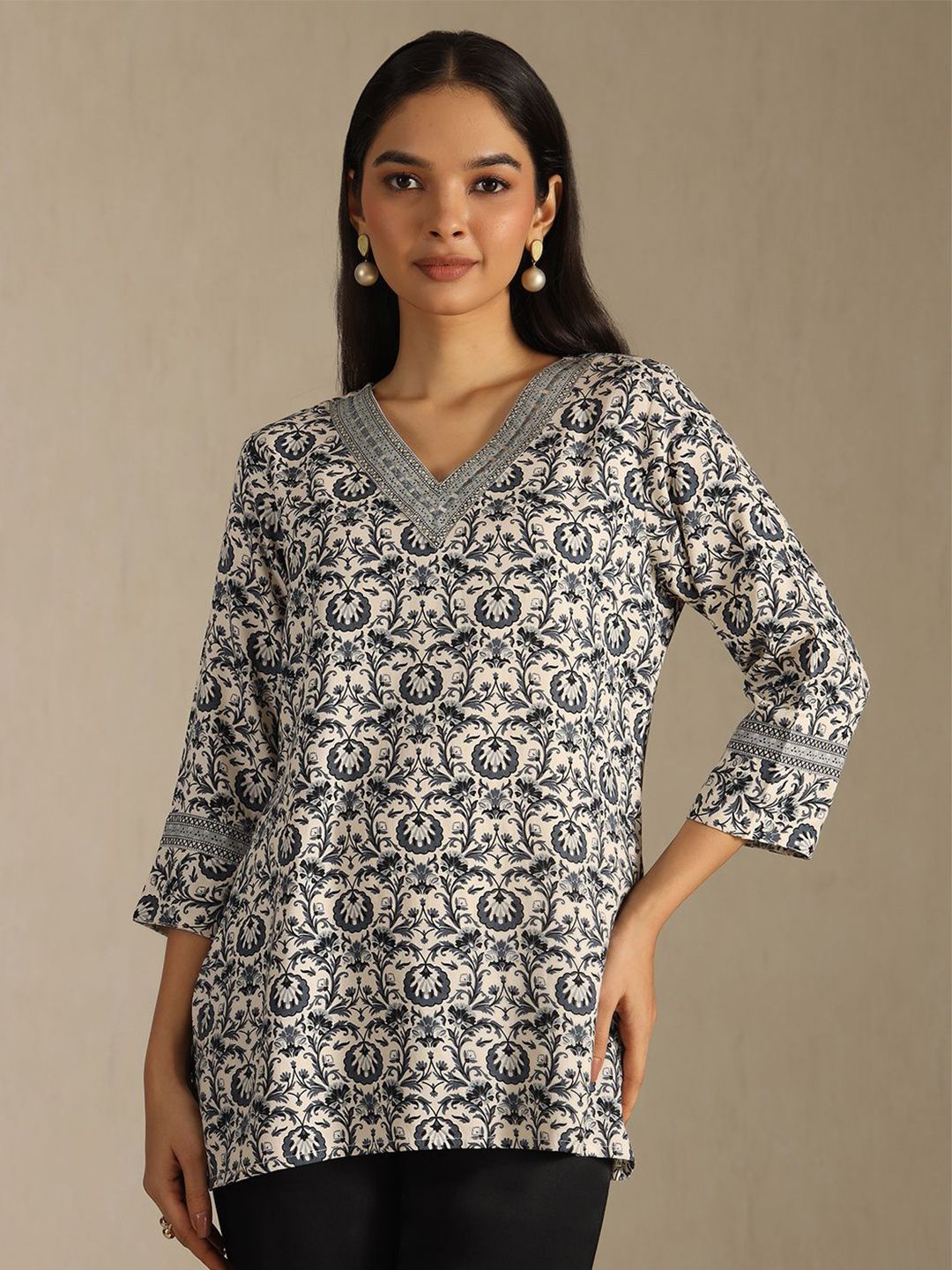Soch Floral Printed V-Neck Straight Kurti-image-14