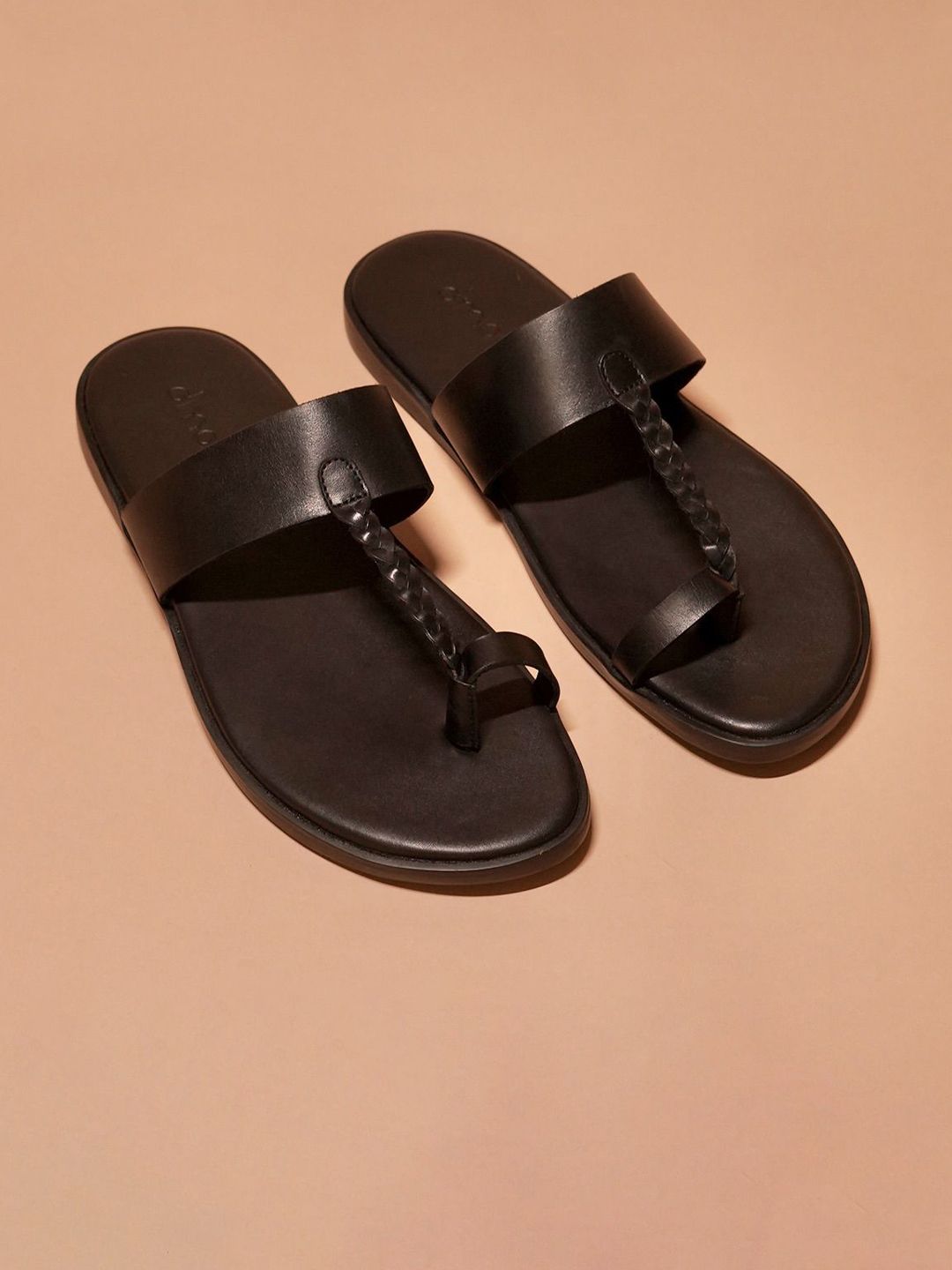 dmodot Men Pelle Kohlo Nero Leather Sandals-image-3