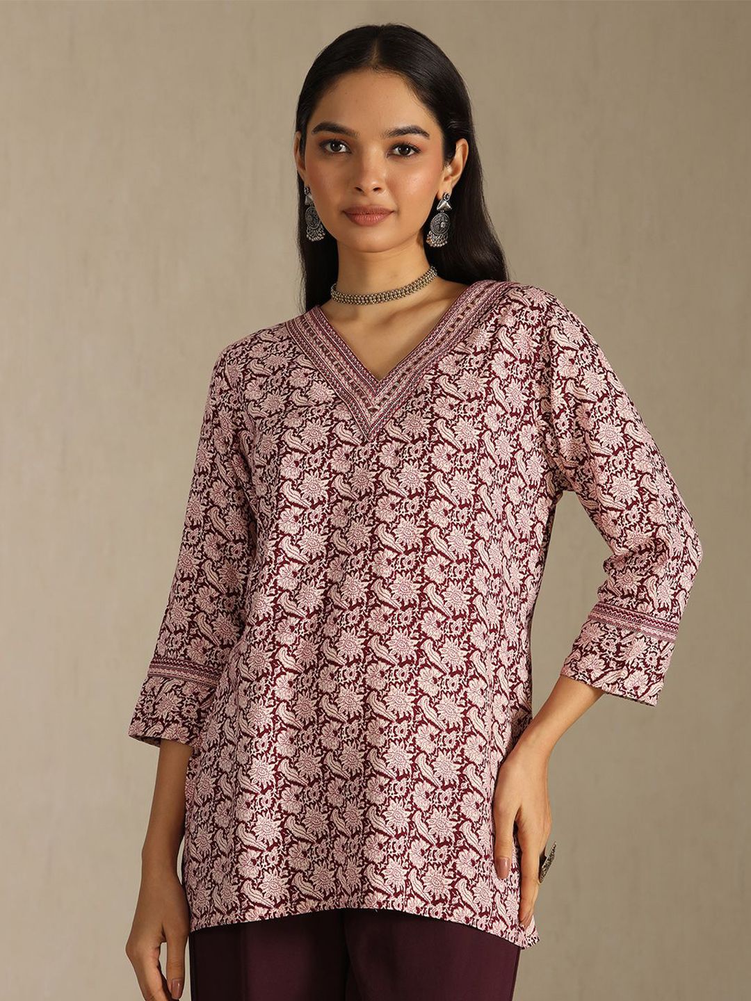 Soch Women Floral Printed V-Neck Tunic With Mirror Work-picture-17