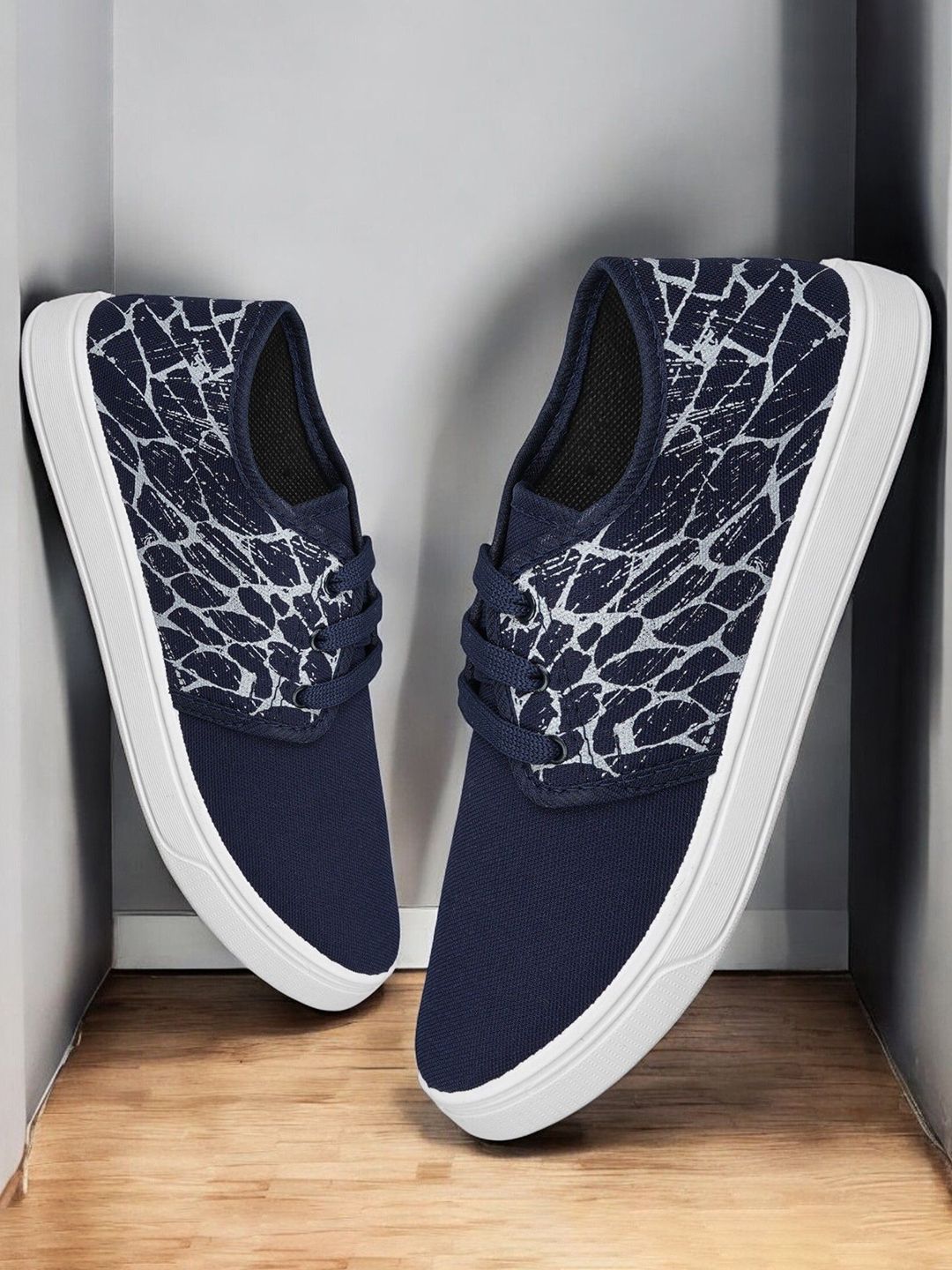 Spotwalk Men Printed Sneakers-picture-21