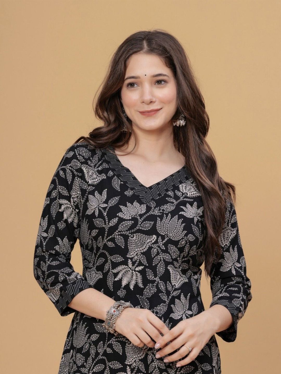 Wawlooks Women Ethnic Motifs Flared Sleeves Chikankari Kurta-picture-15