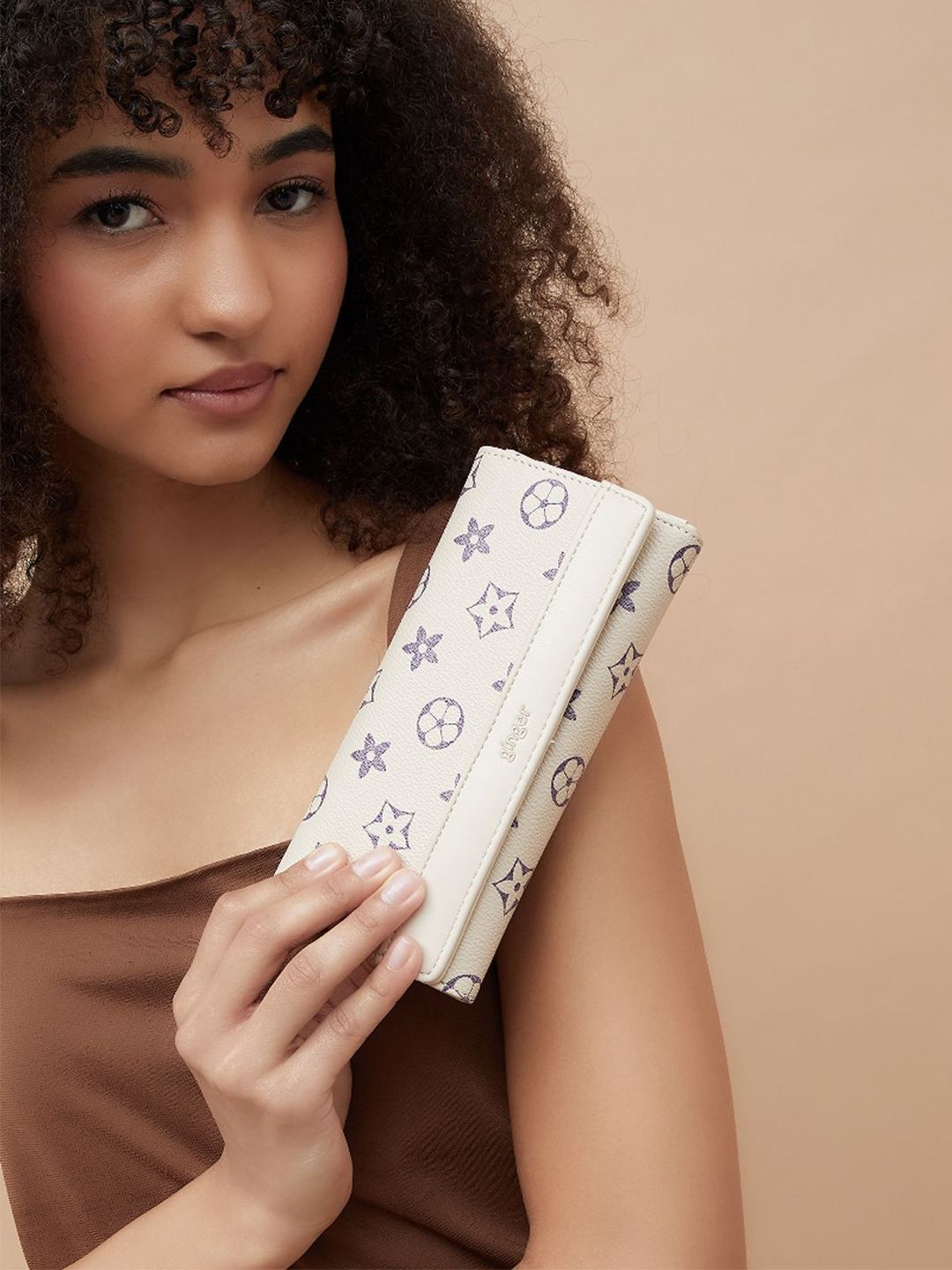 Ginger by Lifestyle Women Graphic Printed Two Fold Wallet-picture-18