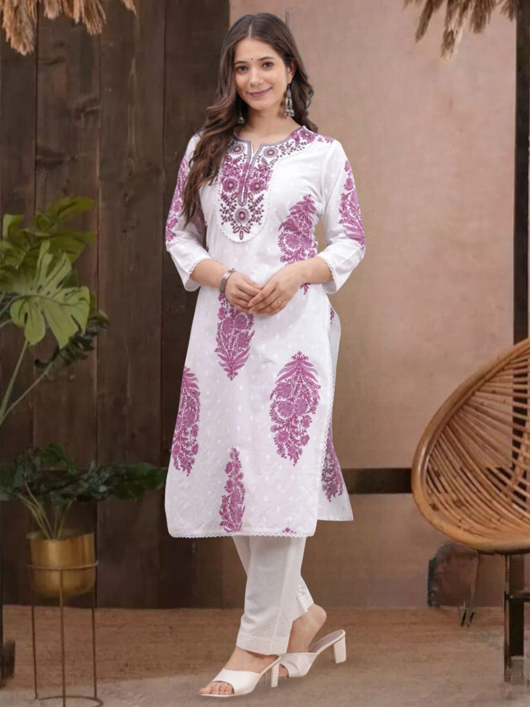Wawlooks Women Ethnic Motifs Embroidered Straight Kurta-picture-11