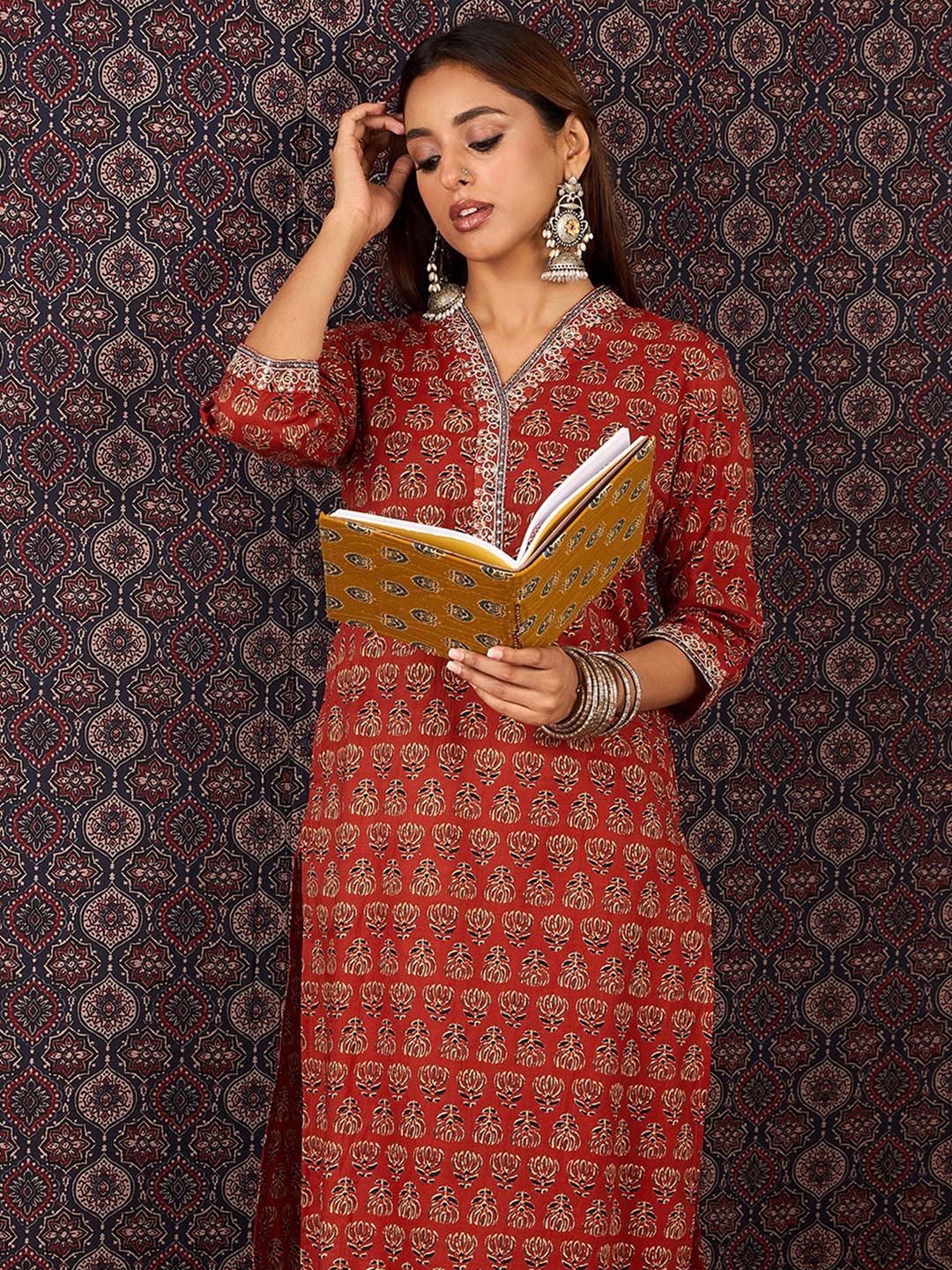 Indo Era Women Ethnic Motifs Printed Straight Pure Cotton Kurta with Trouser