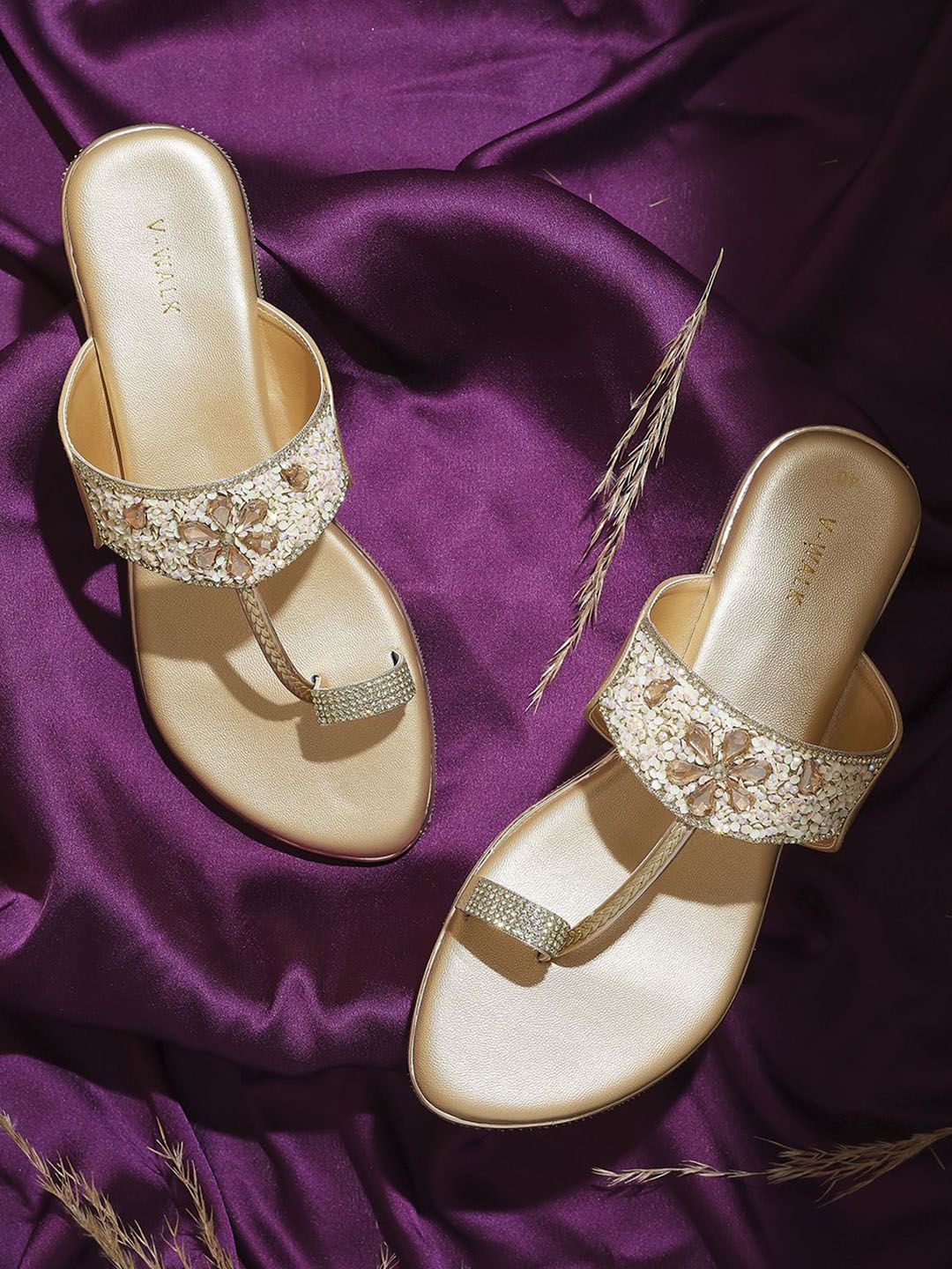 V-WALK Embellished One Toe Flats-image-32