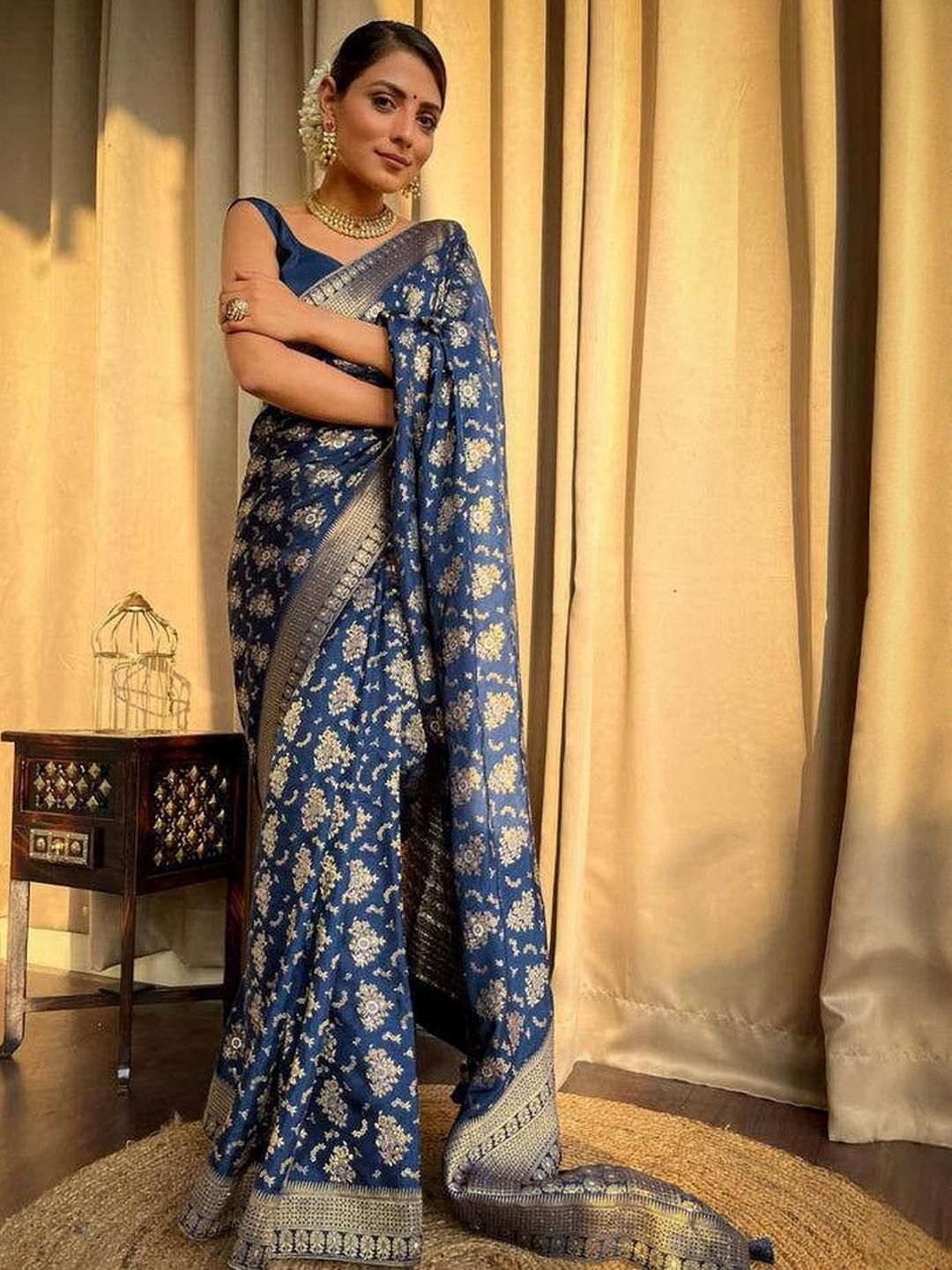 VILLE FASHION Ethnic Motifs Woven Design Zari Banarasi Sarees-picture-27