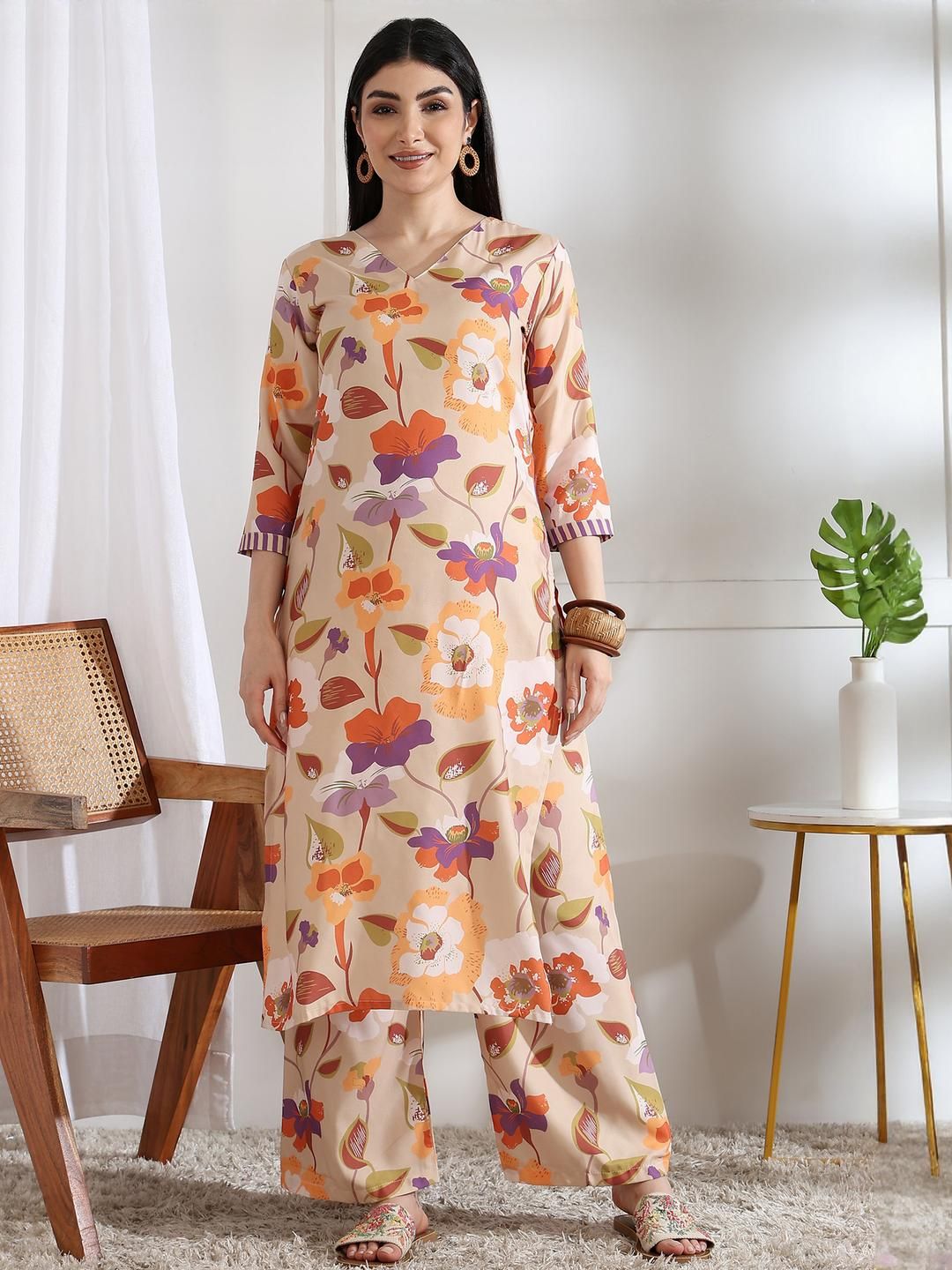Moda Rapido Women Floral Printed Kurti with Palazzos