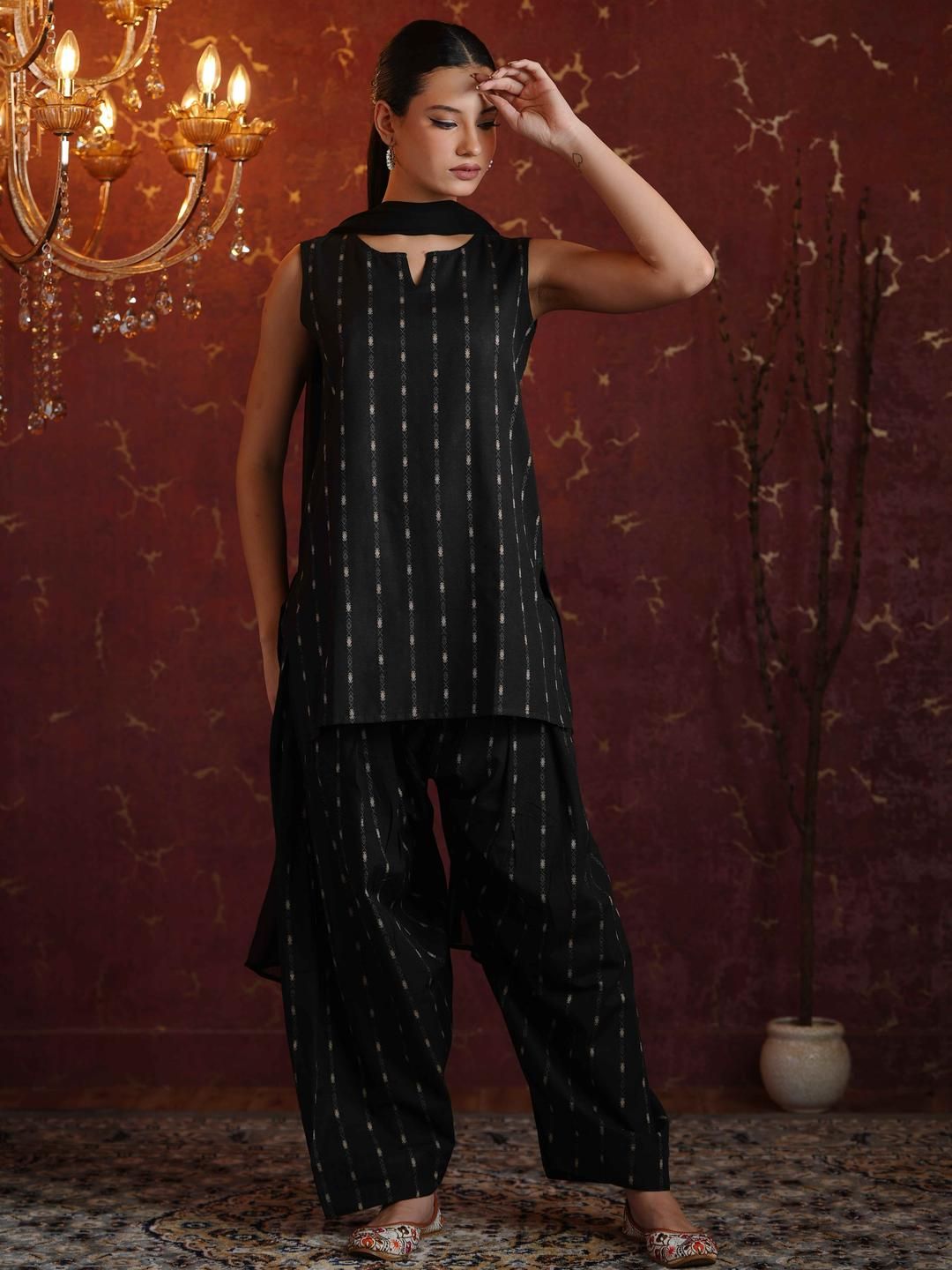 Anouk Women Cotton Printed Notch Neck Straight Kurti Farshi Salwar with Dupatta