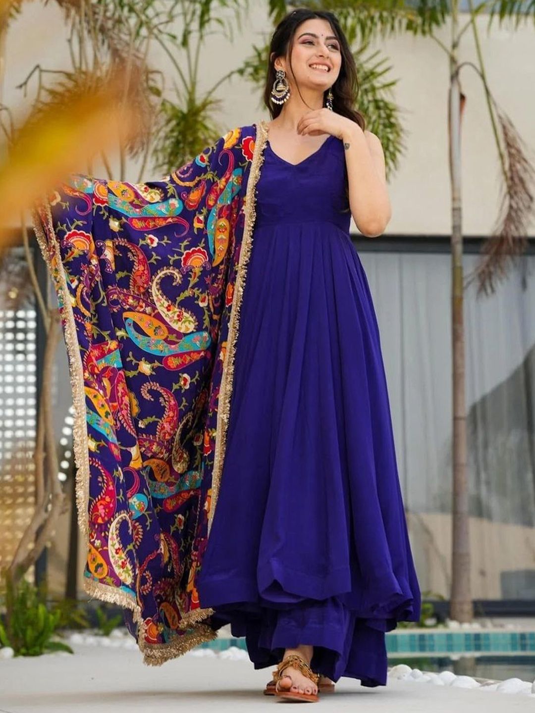 MISS CLOTHING Ethnic Motifs Regular Gotta Patti Kurta With Trousers & Dupatta