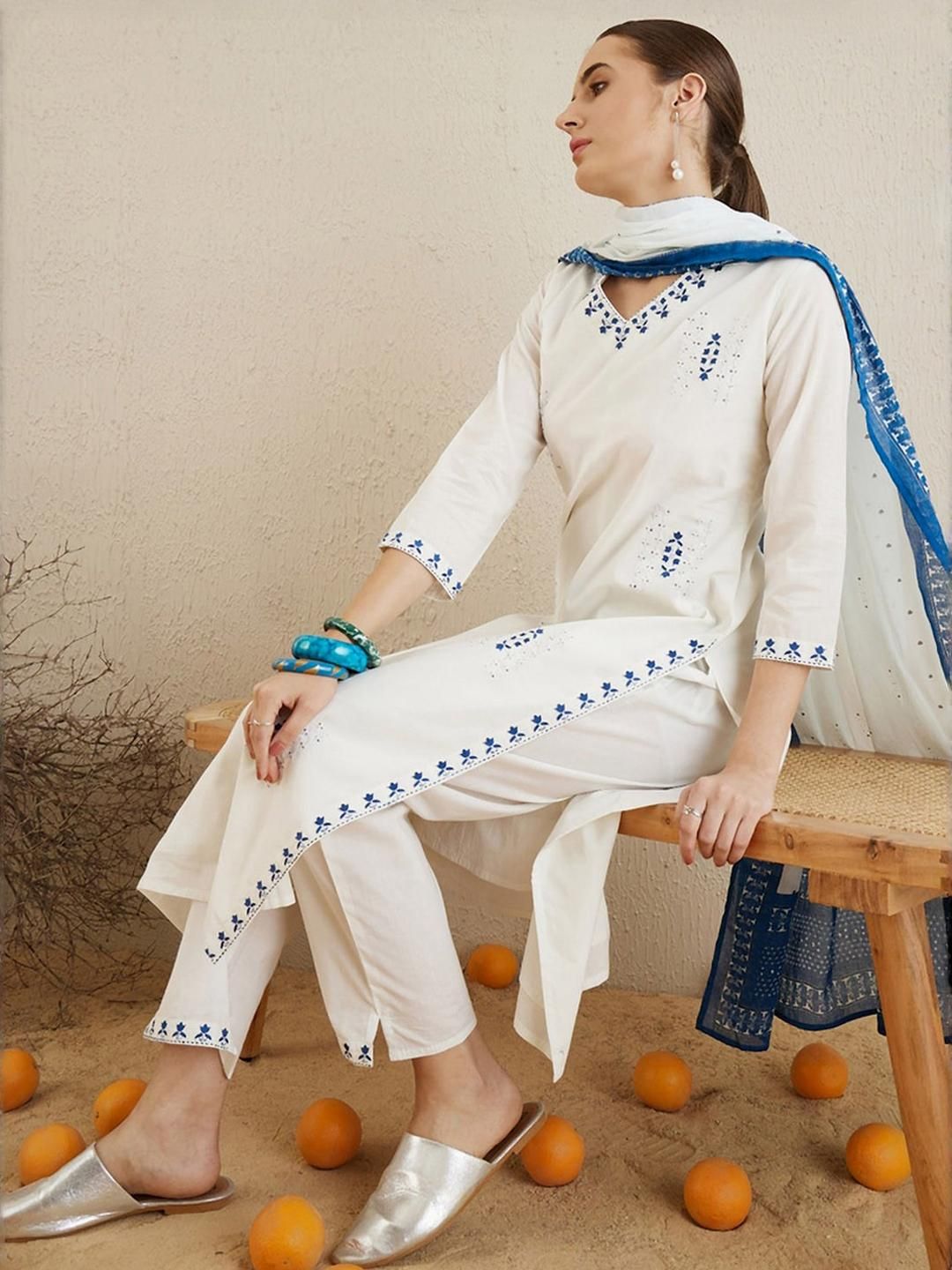 Lerkiza Women Blue Kurta Sets