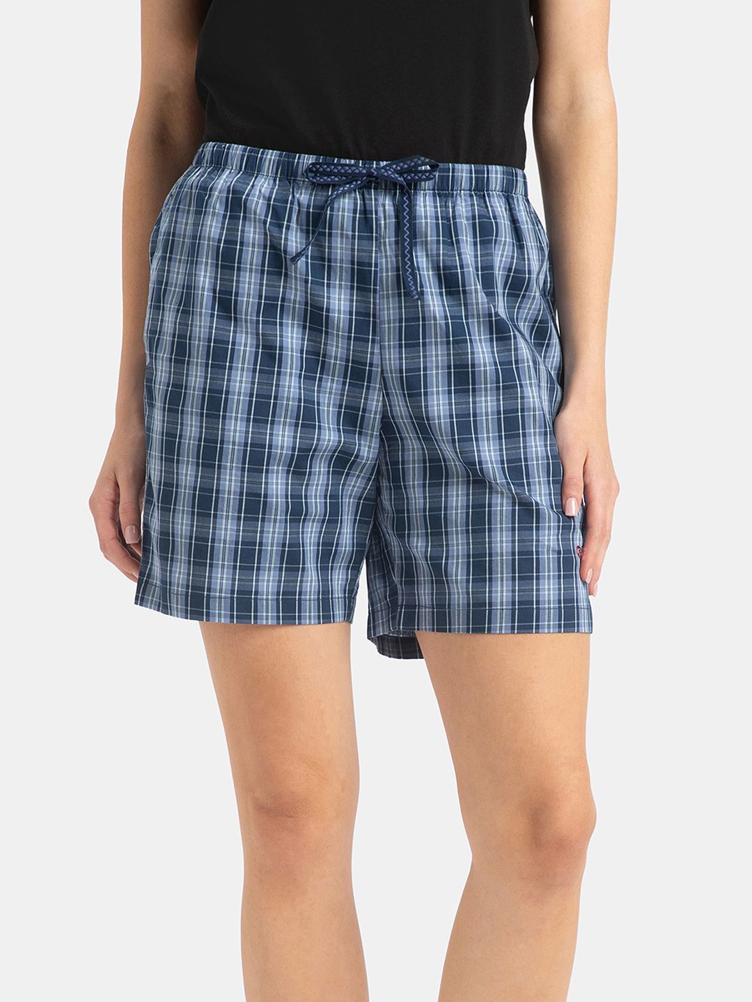 Jockey Women Checked Technology Shorts-picture-24