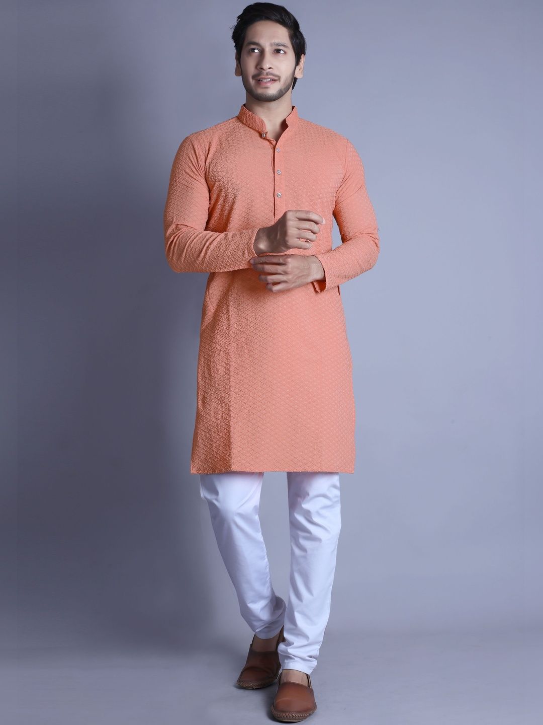 LUCKNOWI FASHION Men Thread Work Handloom Kurta-picture-27