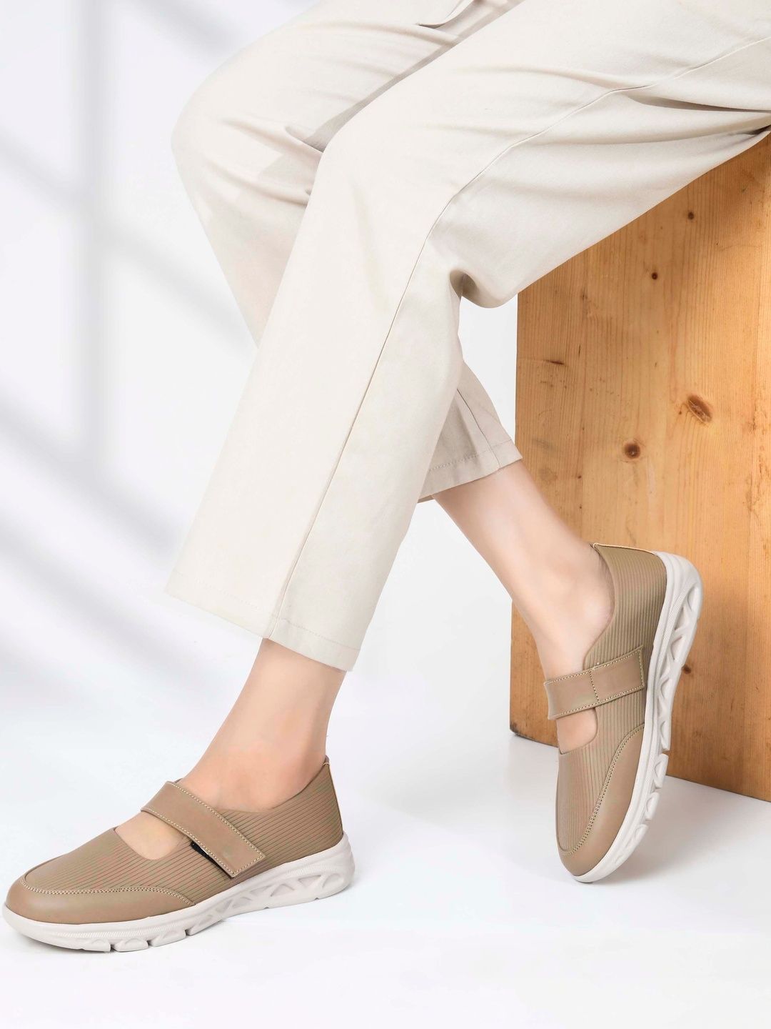 JM Looks Women Textured Sneakers-picture-35