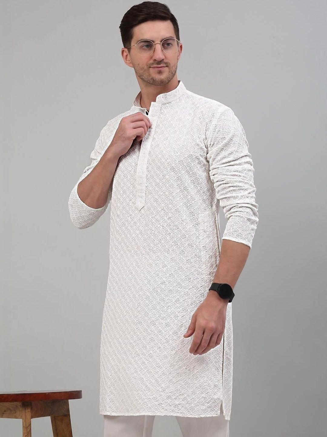 VINAYAK COTSYN KURTA PYJAMA Men Geometric Embroidered Thread Work Handloom Pathani Kurta-picture-12