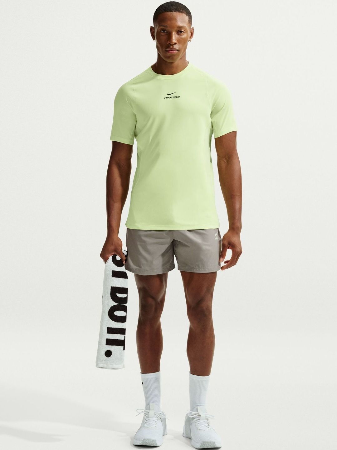 Nike Pro Training Men's Dri-FIT Short-Sleeve T-Shirt