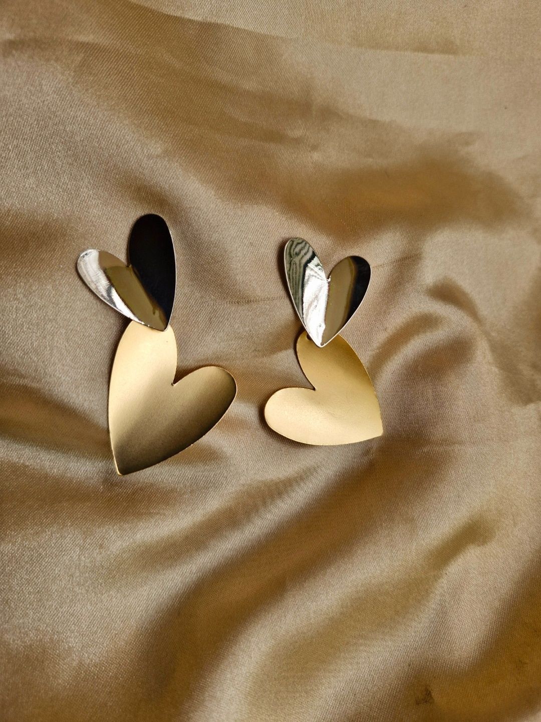 Anuvia Heart Shaped Drop Earrings-picture-11