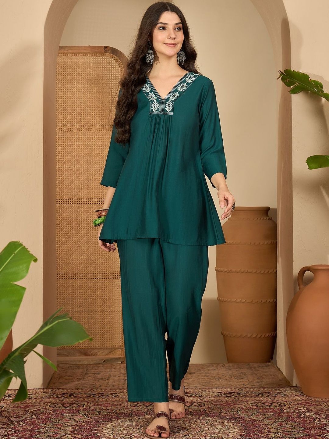 Sangria Embroidered V-Neck Tunic & Trousers Co-Ords-picture-37