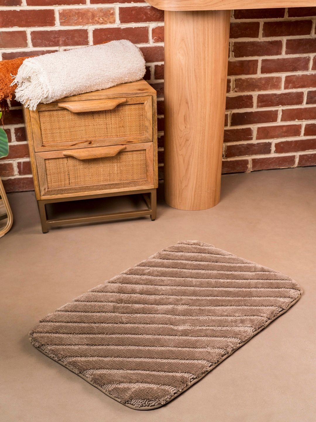 RALIA HOMES Brown Self-Design 2200 GSM Quick-Dry Ultra Plush Foam Padded Bath Mat-image-43