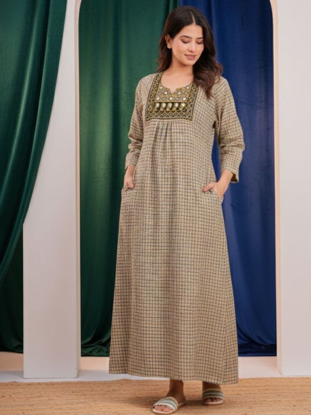 MAYA PRINT Checked Maxi Nightdress-picture-11