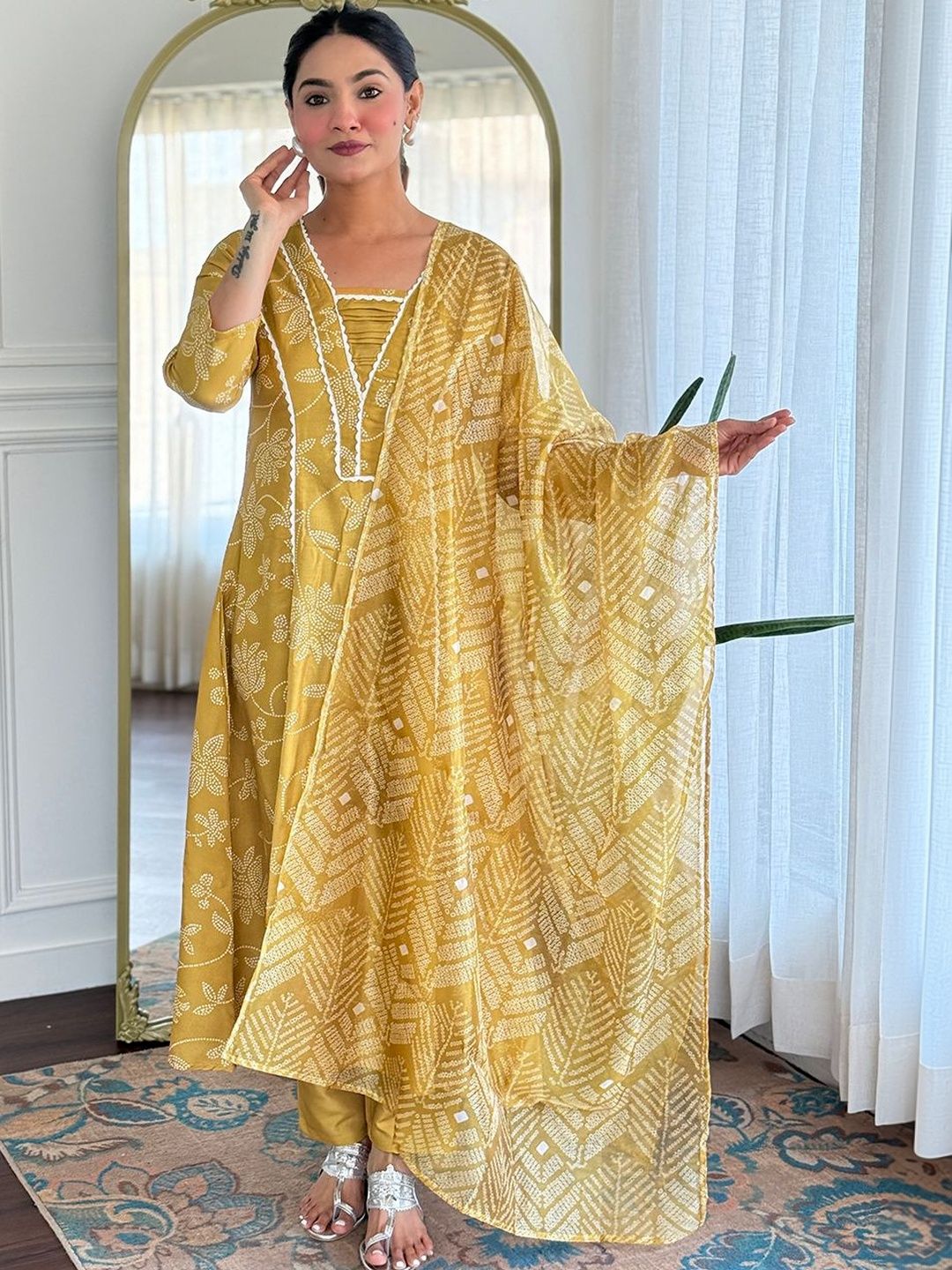 Brand Hill Women Floral Printed Regular Kurta with Trousers & With Dupatta-picture-10