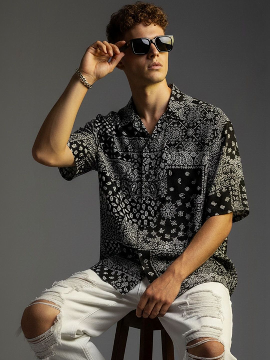 VEIRDO Men Printed Casual Shirt-picture-20