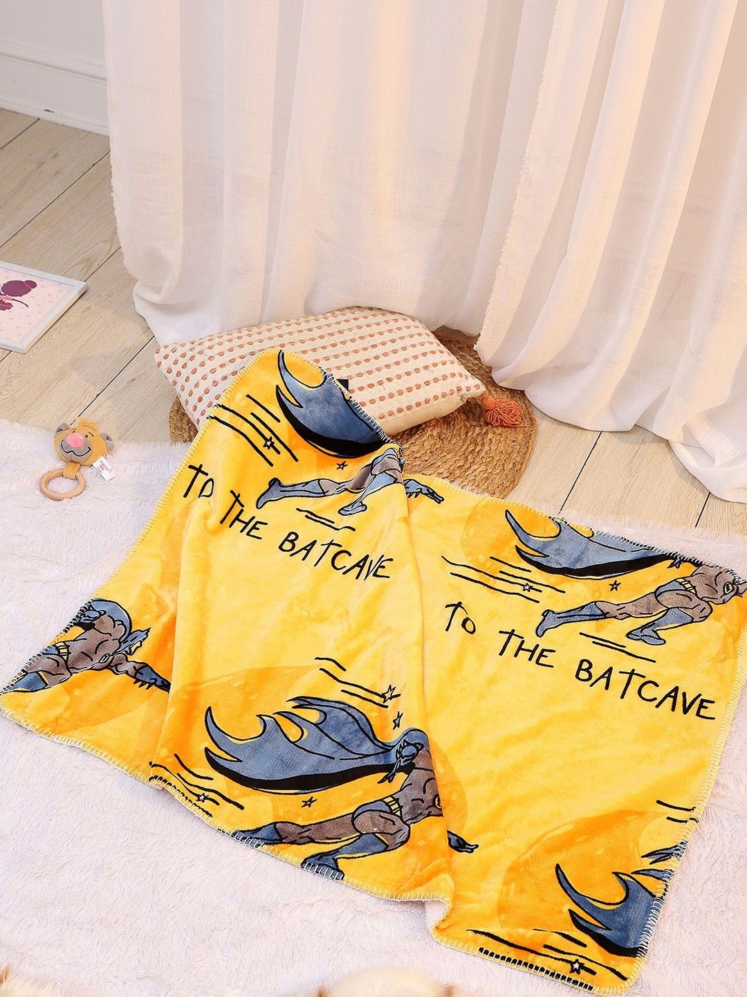 Monte Carlo Yellow Cartoon Characters Mild Winter 550 GSM Blanket-image-49