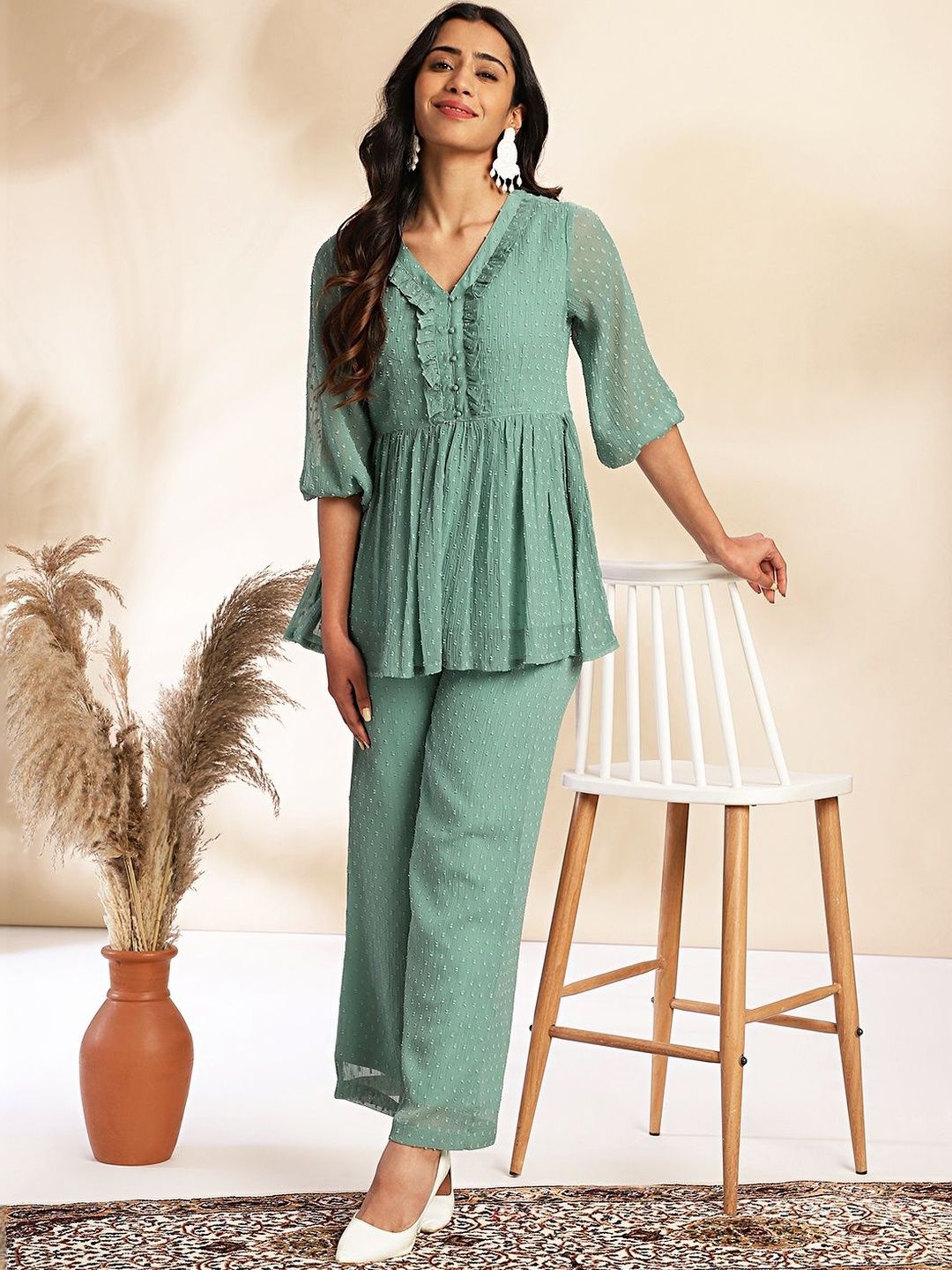 thread box Self Design V-Neck Three Fourth Sleeves Top With Trousers Co-Ords-picture-32