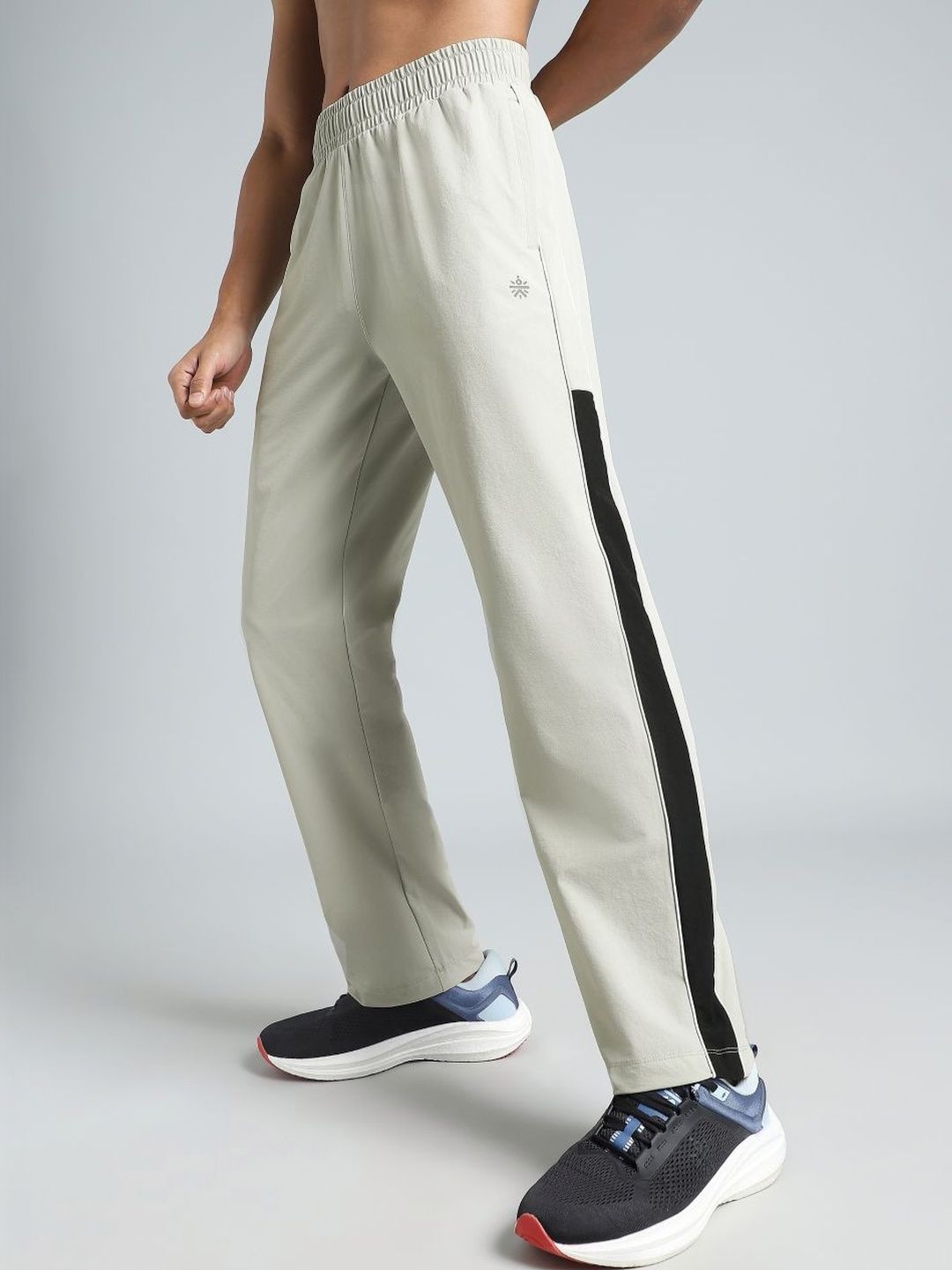 CULT Men Colourbloacked Straight-Fit Mid-Rise Track Pant-picture-31