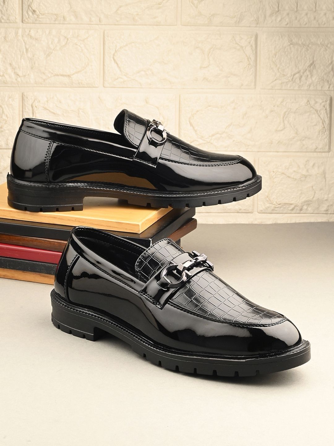 HERE&NOW Men Textured Round Toe Slip-On Loafers Formal Shoes-picture-33