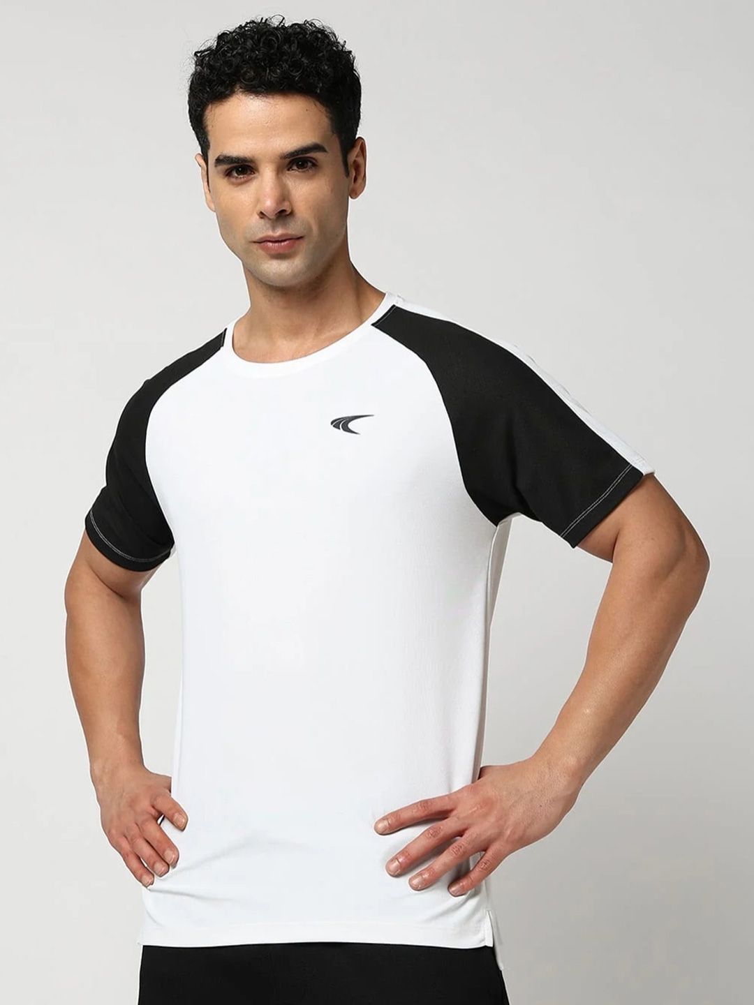 Performax Men Colourblocked Round Neck T-shirt-image-28