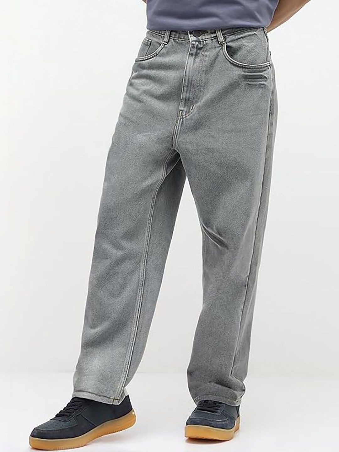 UNITED DENIM Men Loose Mid-Rise Light Fade Stretchable Jeans-picture-9