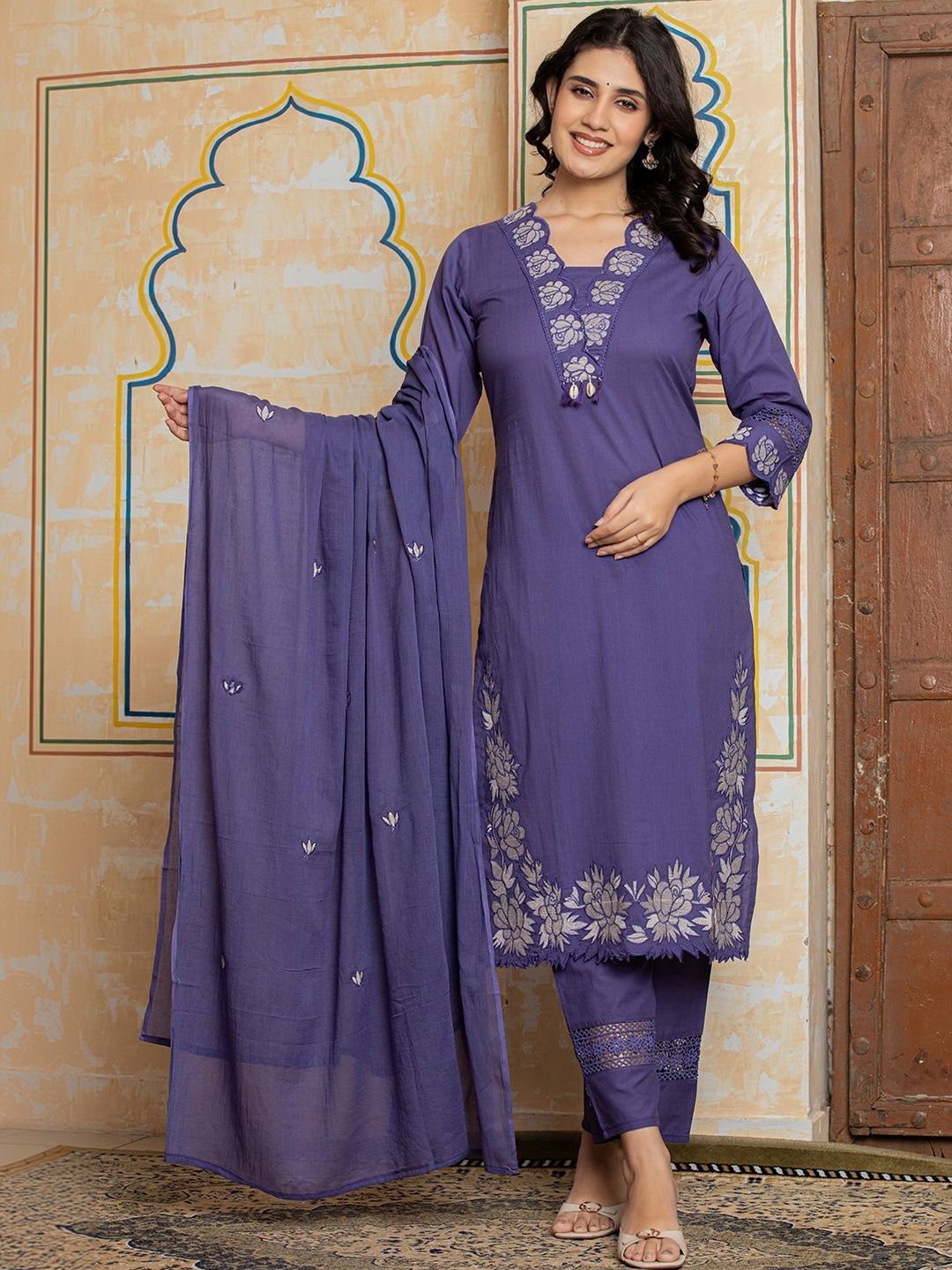 IkDaiya Women Floral Embroidered Regular Thread Work Pure Cotton Kurta with Trousers & With Dupatta-picture-32