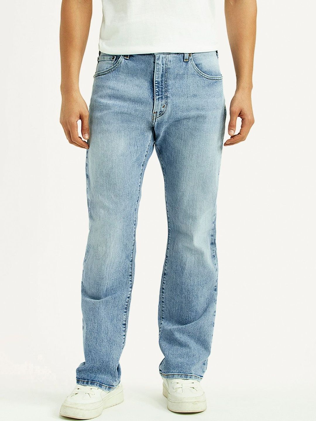 Levis Men Classic Straight Fit Mid-Rise Light Fade Stretchable Jeans-picture-11