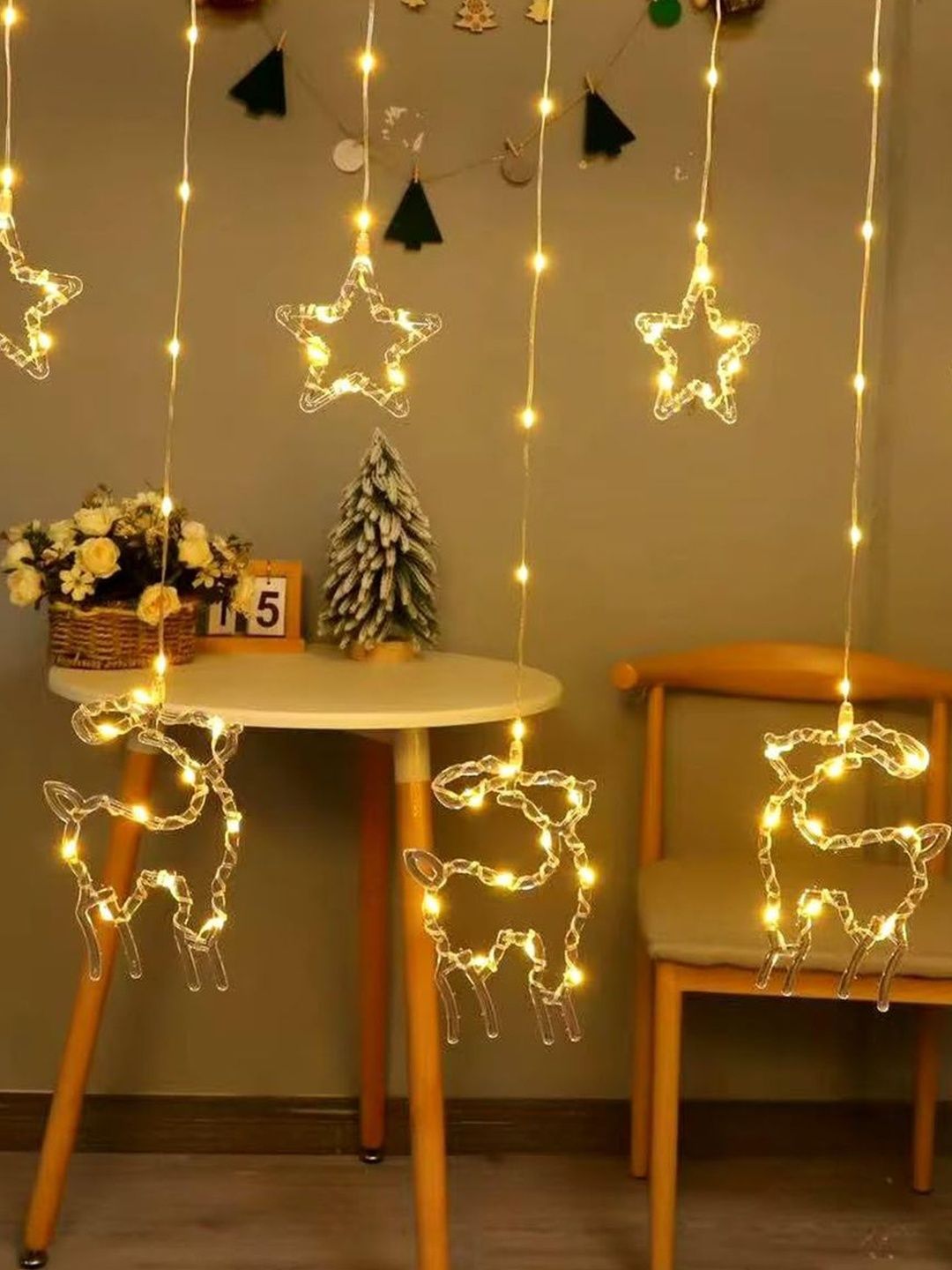 The Purple Tree 2.5 m White Tangle-Free 130 LEDs Star Shaped String Lights-picture-37