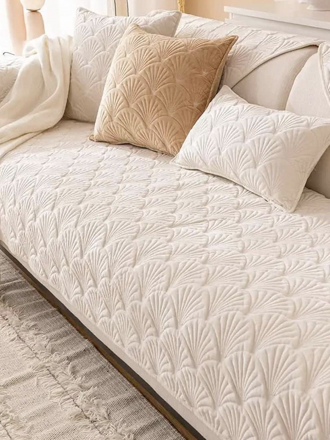 Cortina Beige & Cream-Coloured 4 Piece Sofa Cover With Arms-image-45